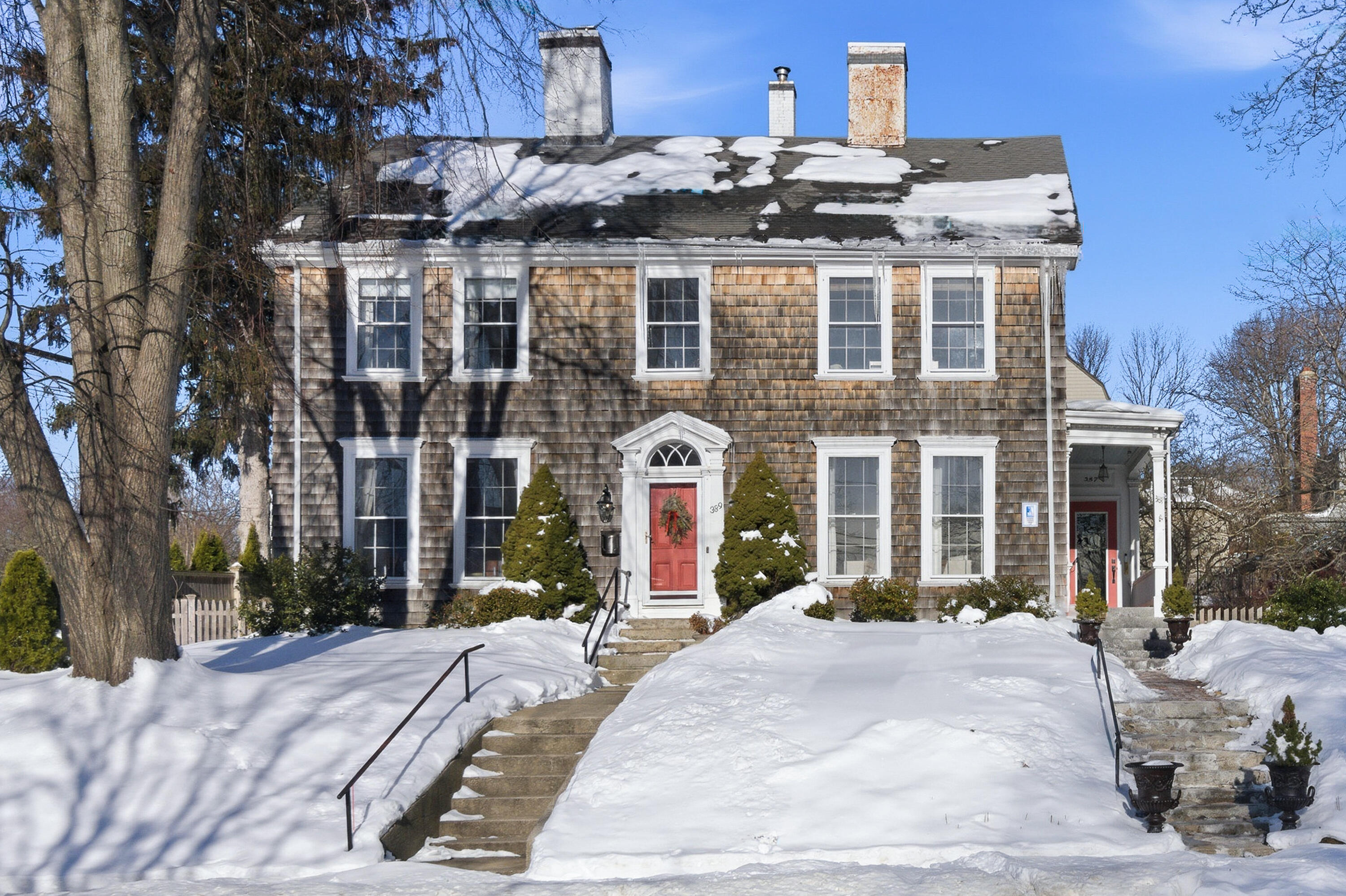 387 Danforth Street 1