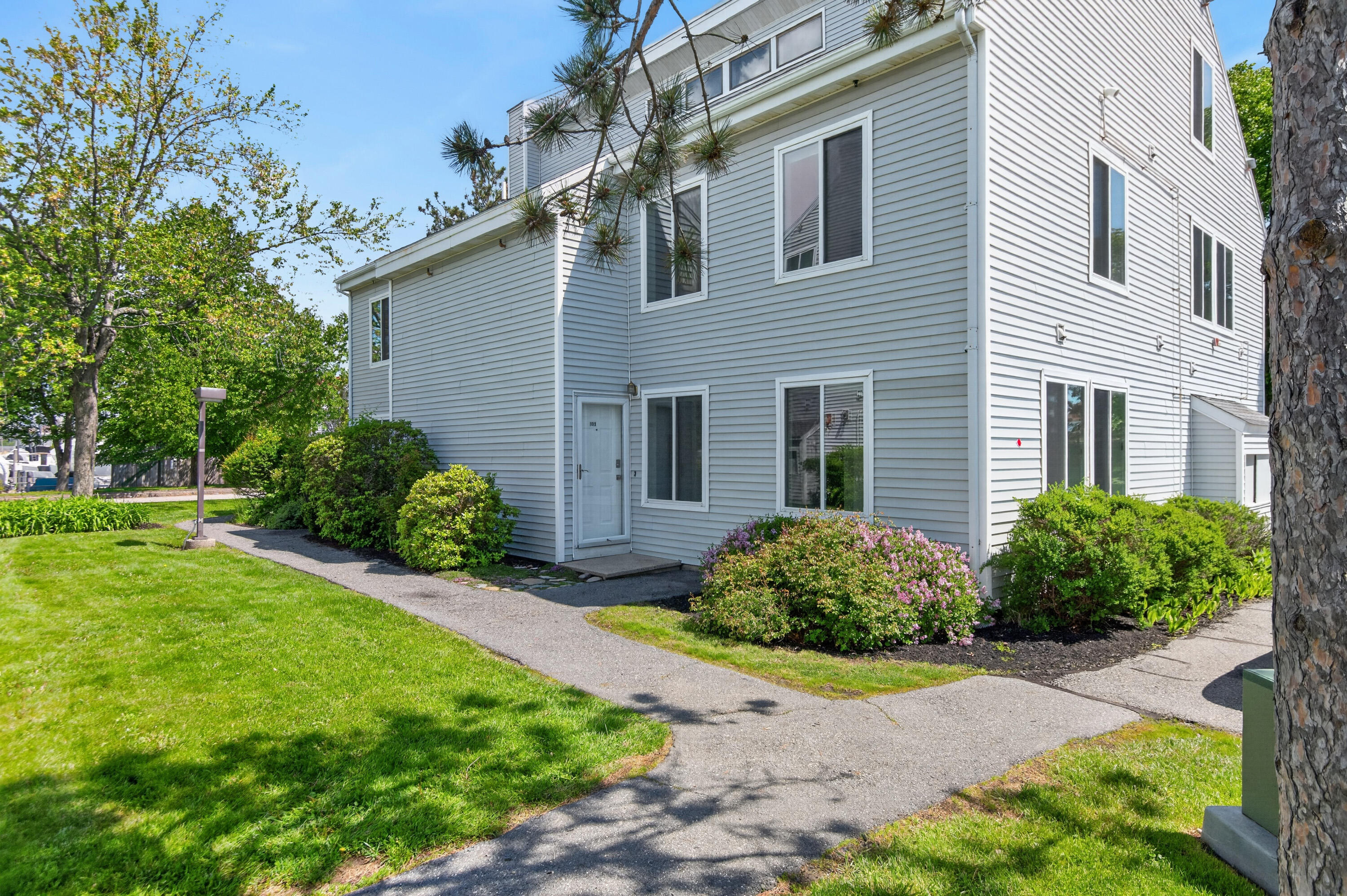 18 Ocean Street 103