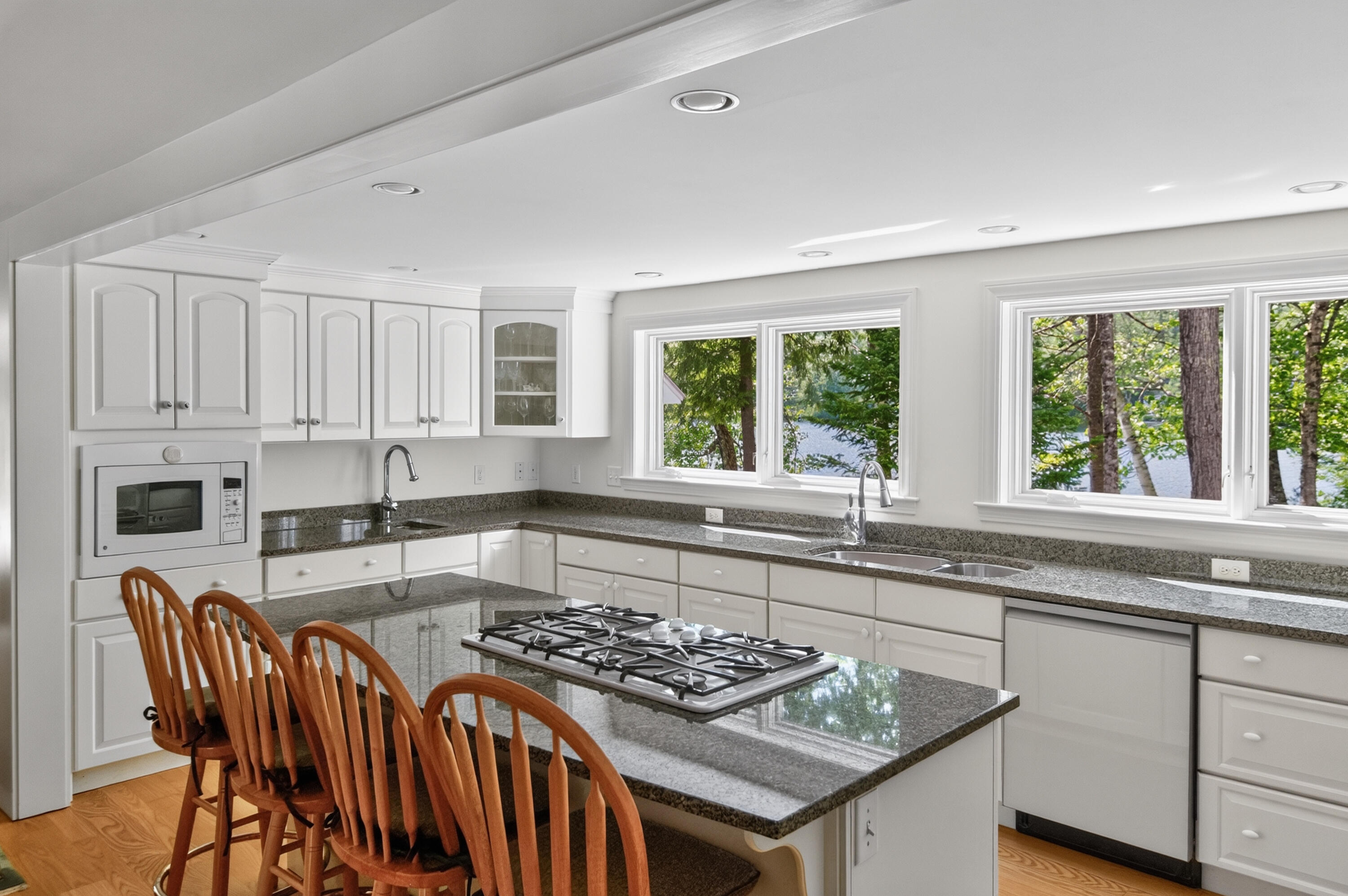 87 E Twitchell Pond Road