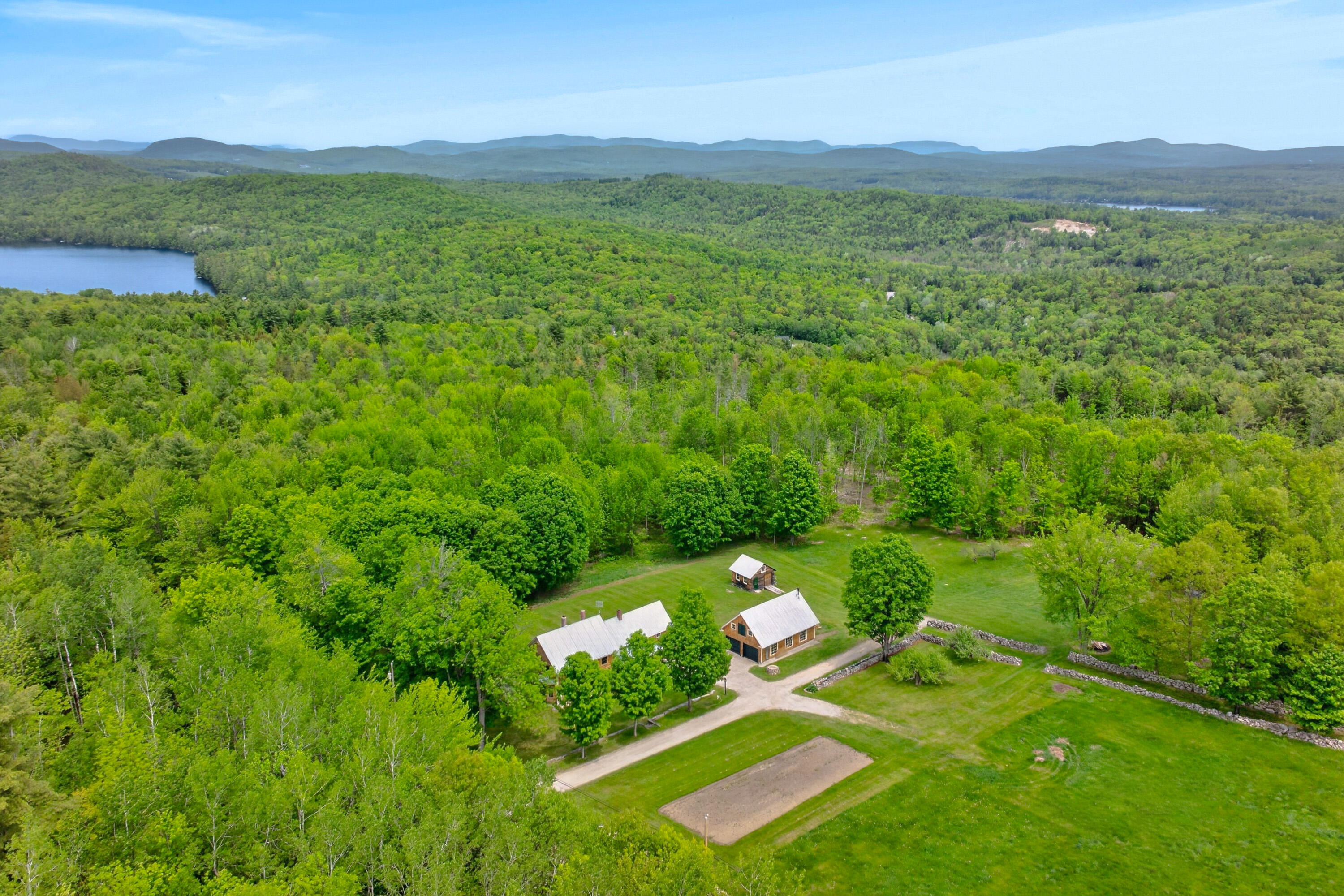 136 Frost Hill Road