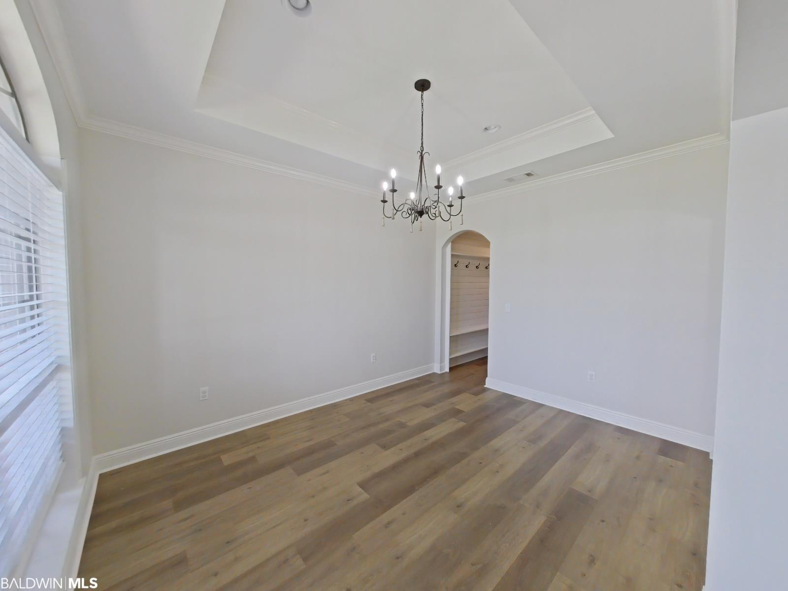 667 Dorr Avenue
