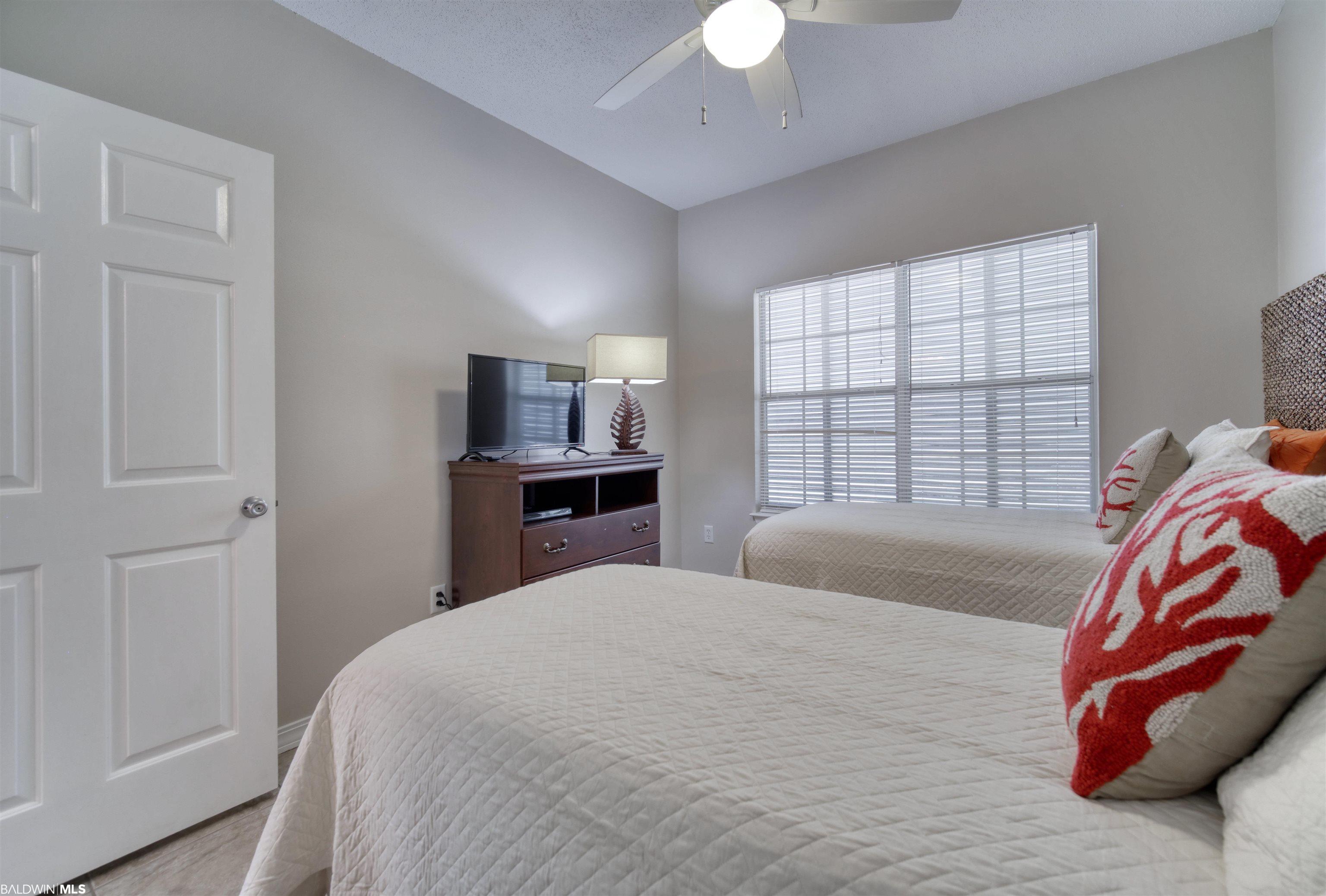 4285B Lindsey Lane 4285B