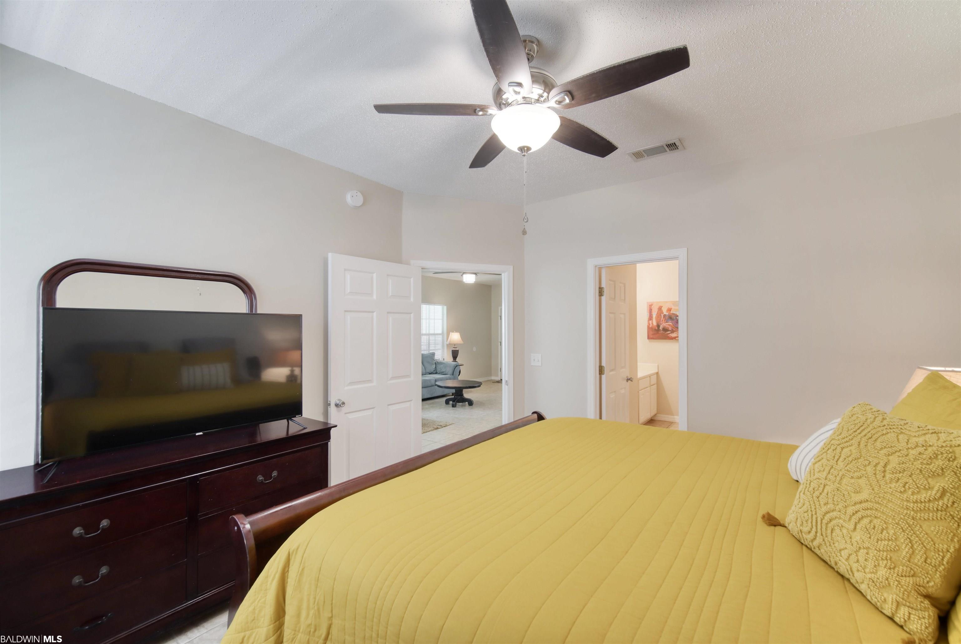 4285B Lindsey Lane 4285B
