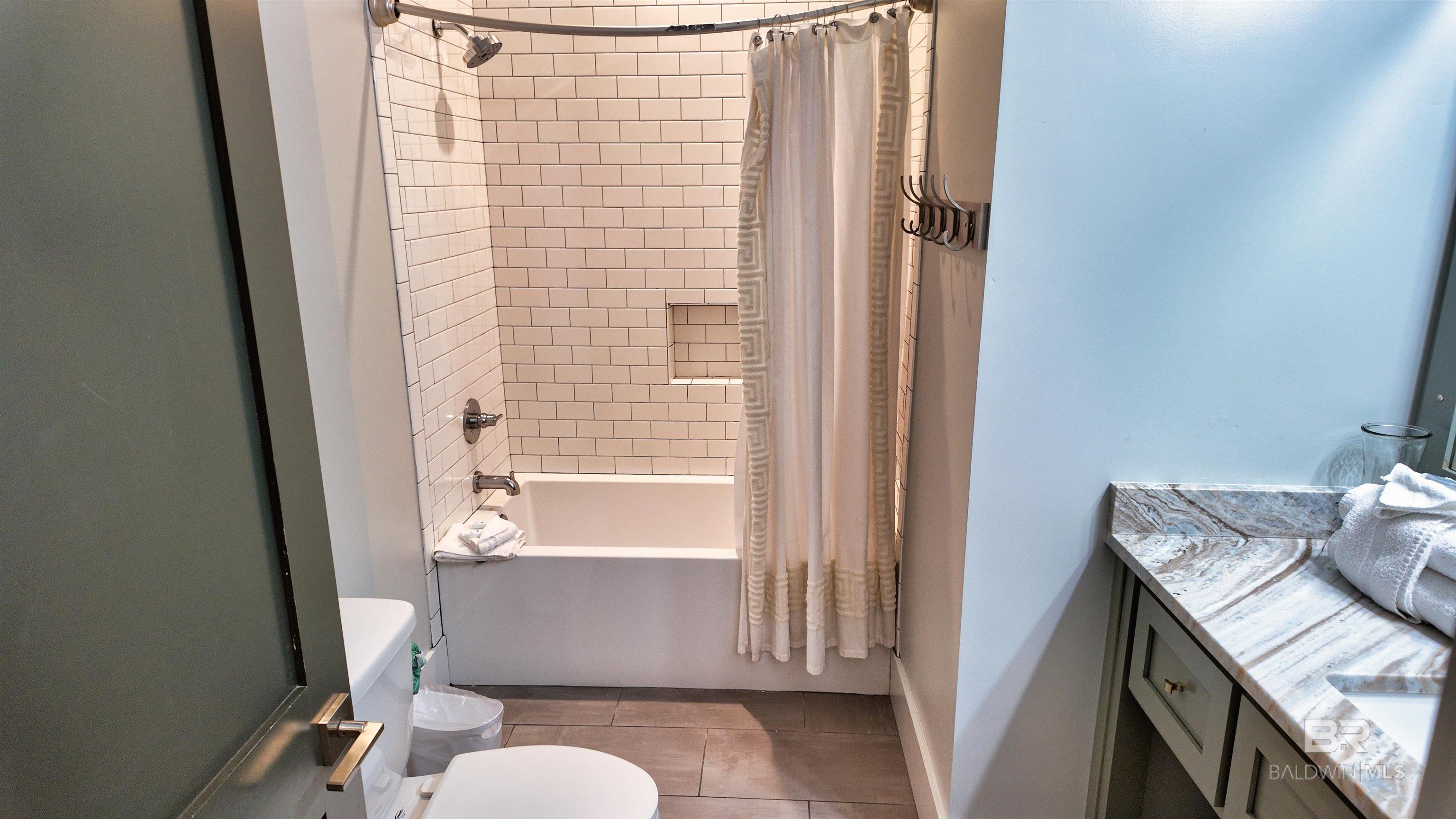25124 Romar Vista Place