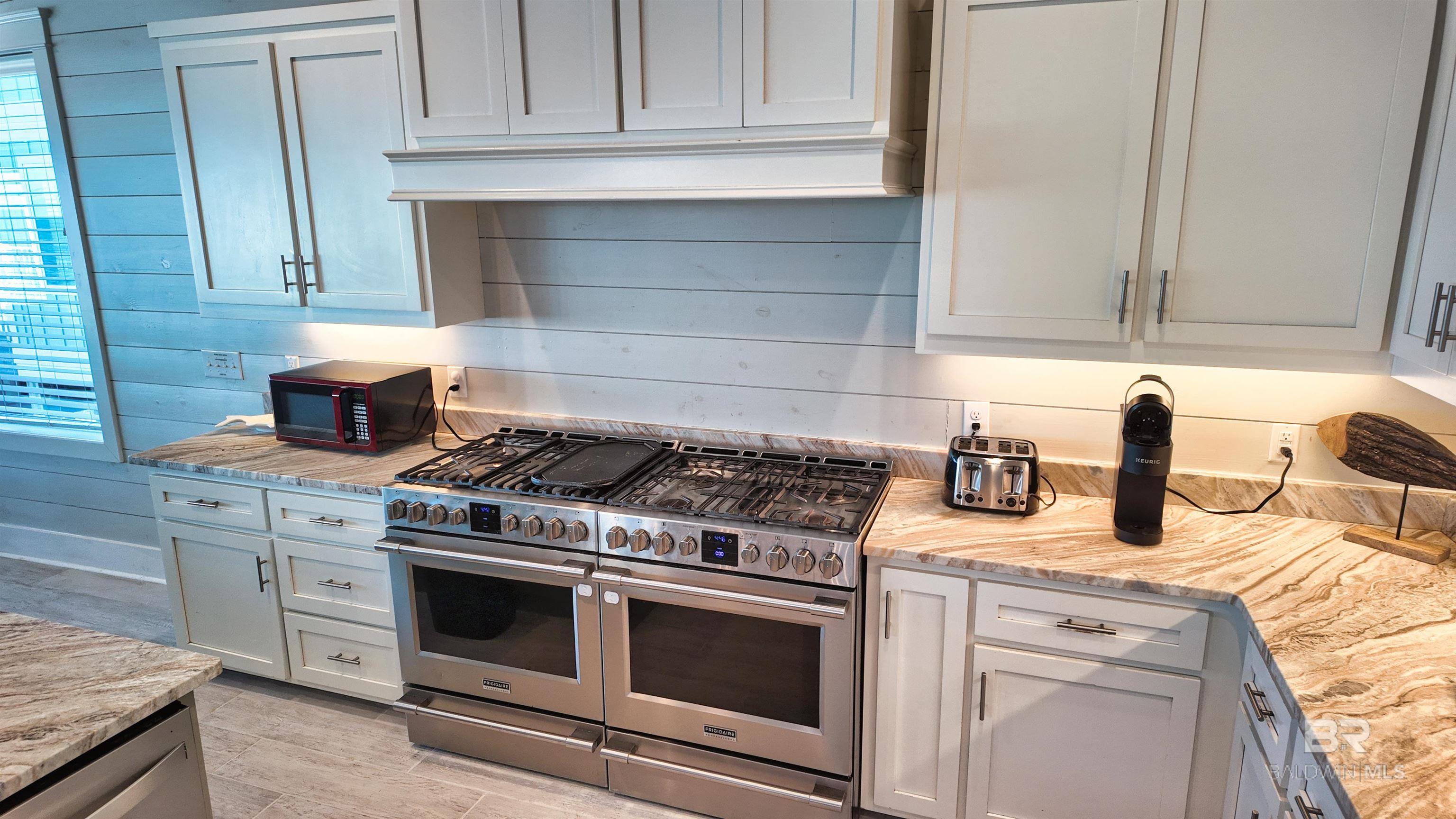 25124 Romar Vista Place