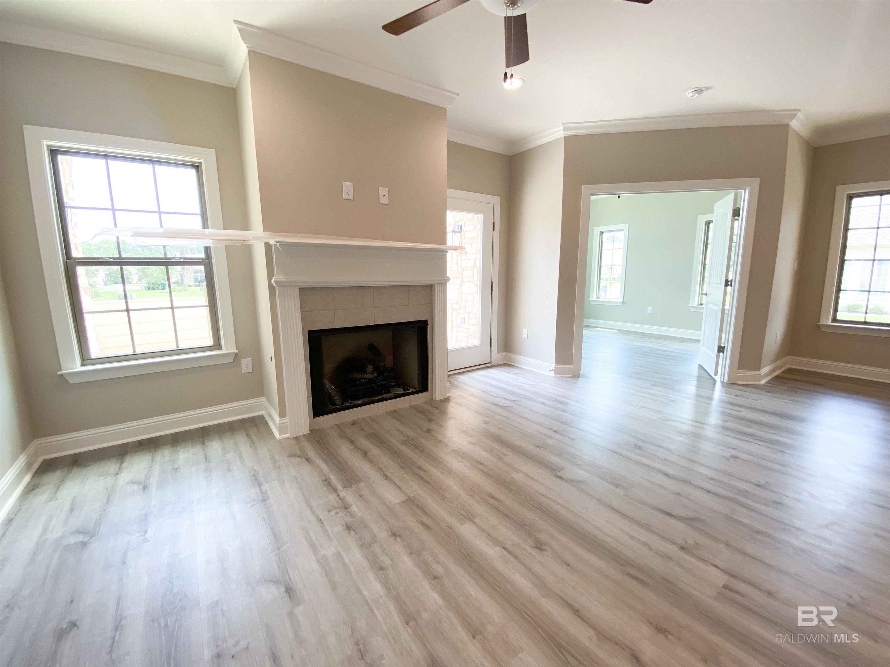 201 Holmes Avenue 201