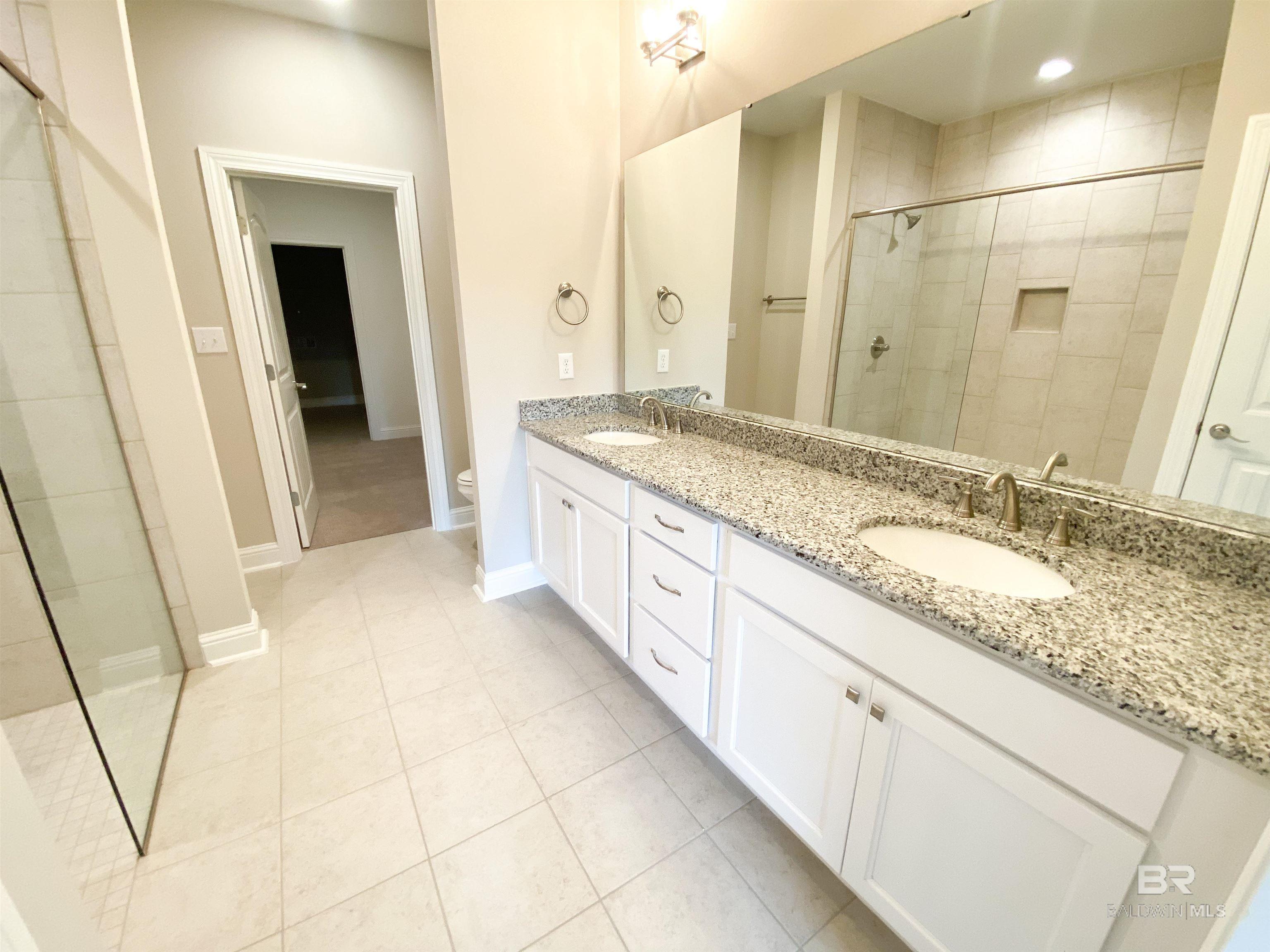 201 Holmes Avenue 201