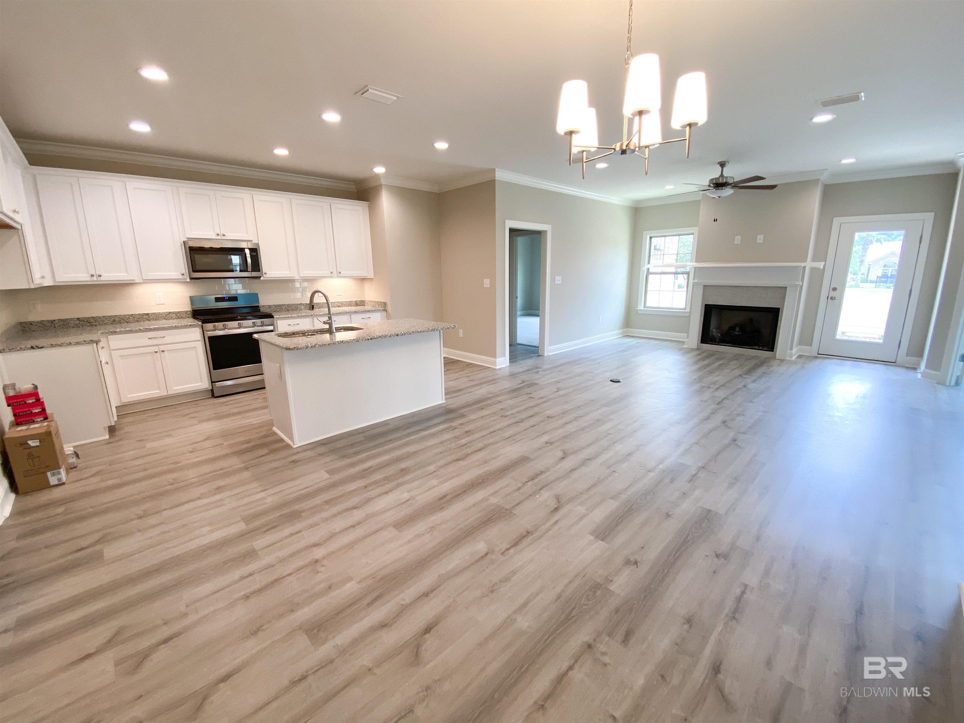 201 Holmes Avenue 201