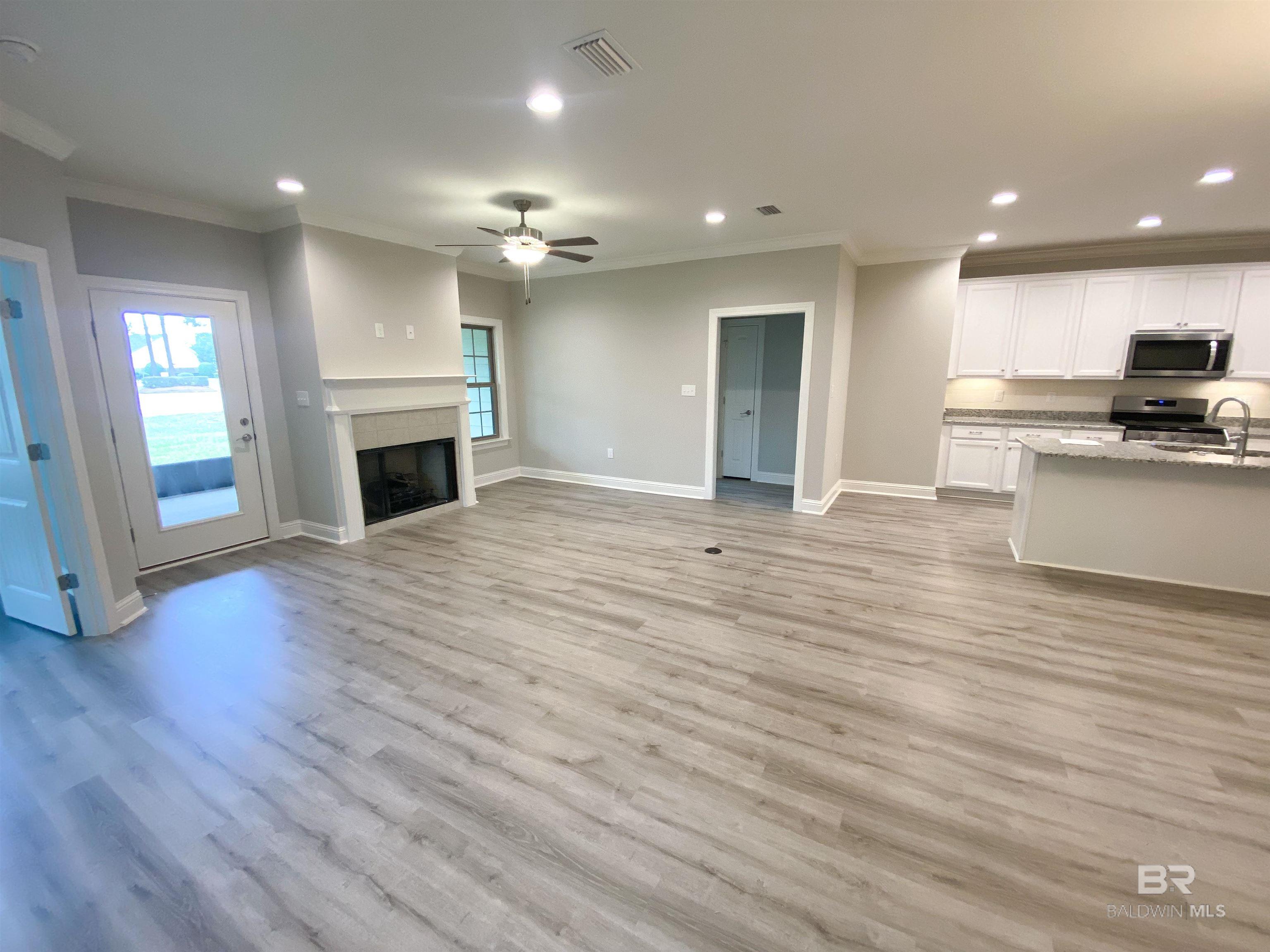 202 Holmes Avenue 202