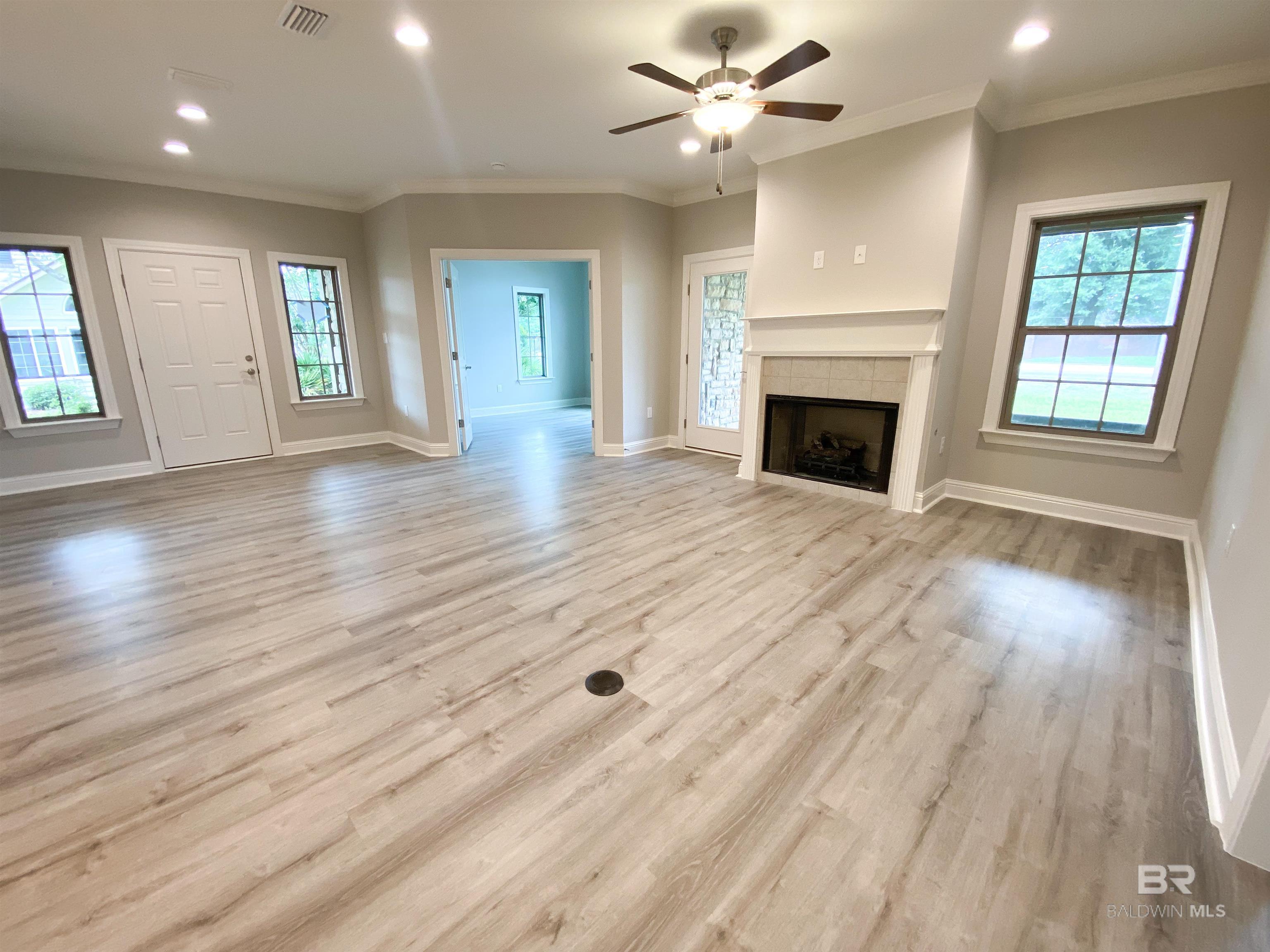 202 Holmes Avenue 202