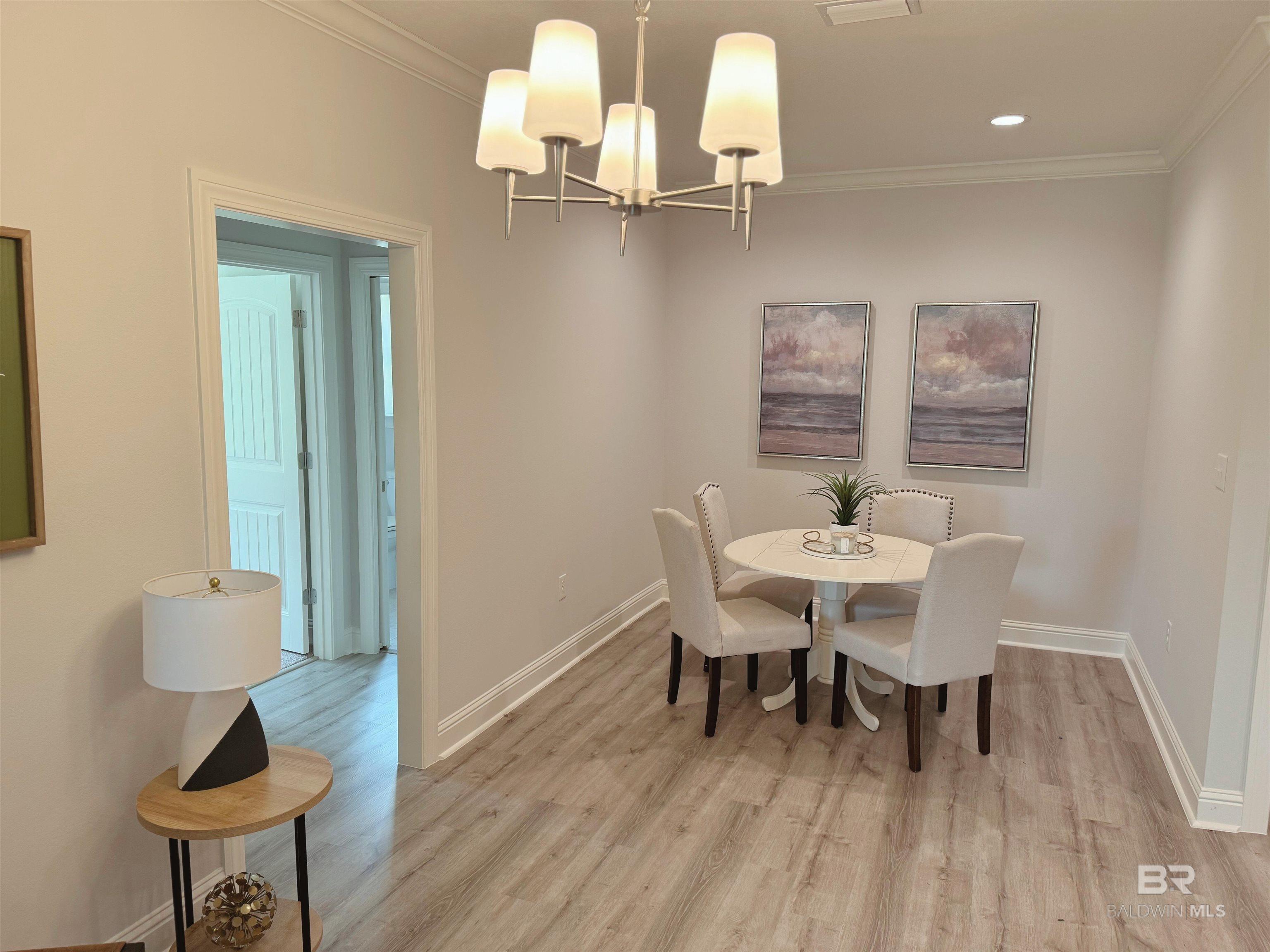 204 Holmes Avenue 204