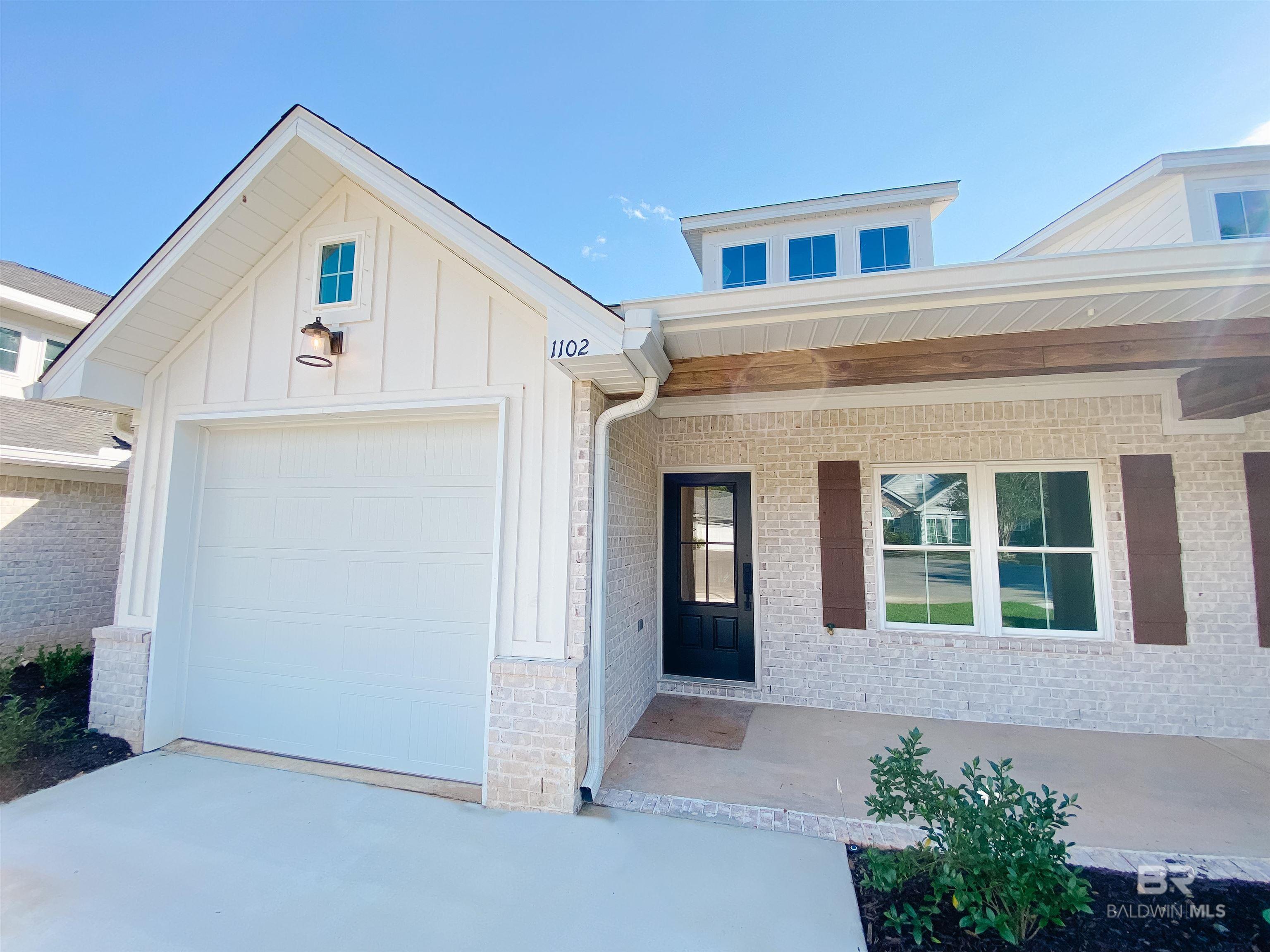 1102 Wyld Palms Drive 1102