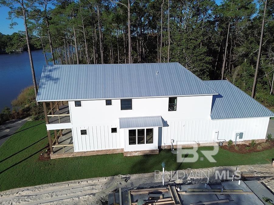 2565 Bienville Avenue