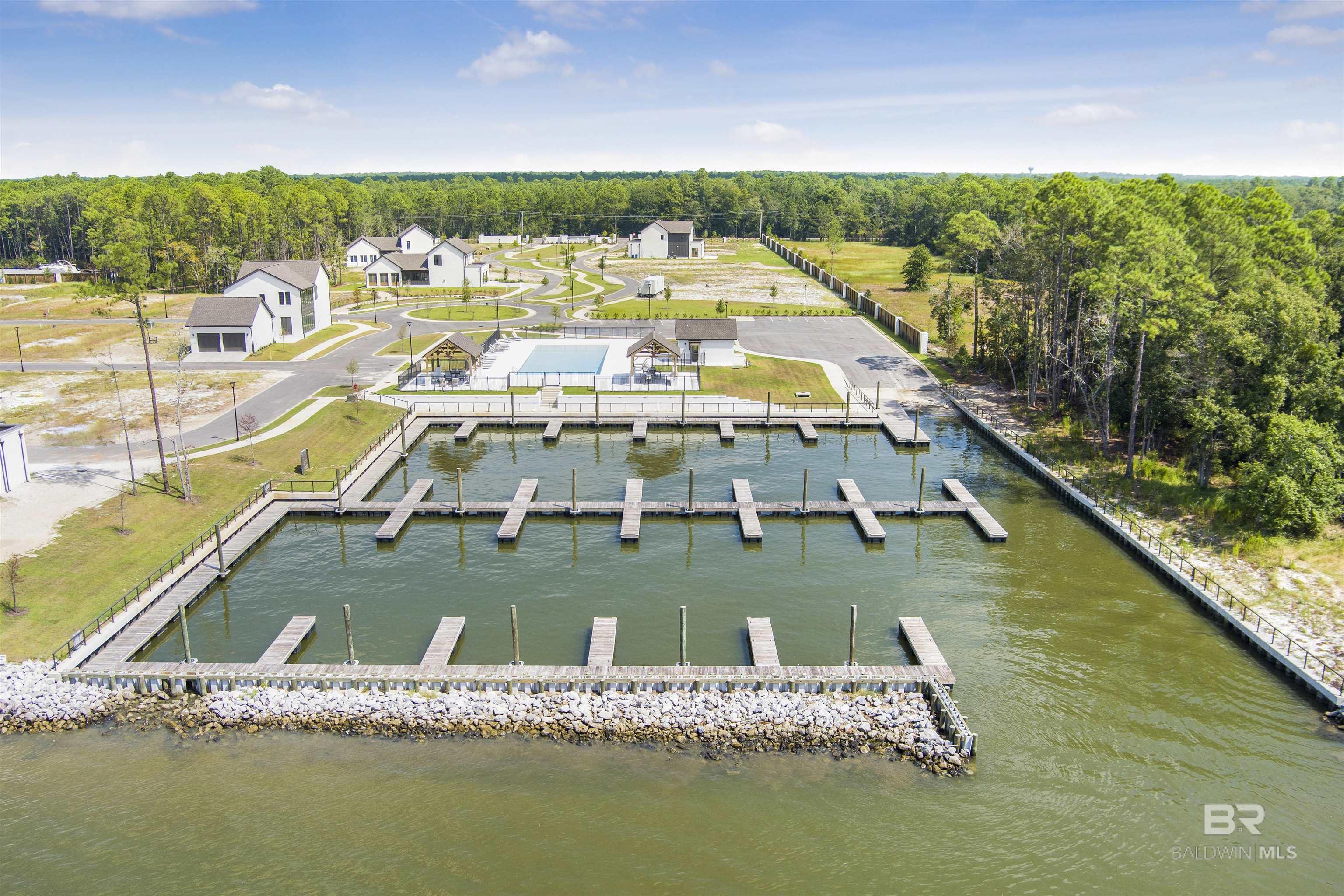 868 Inlet Circle