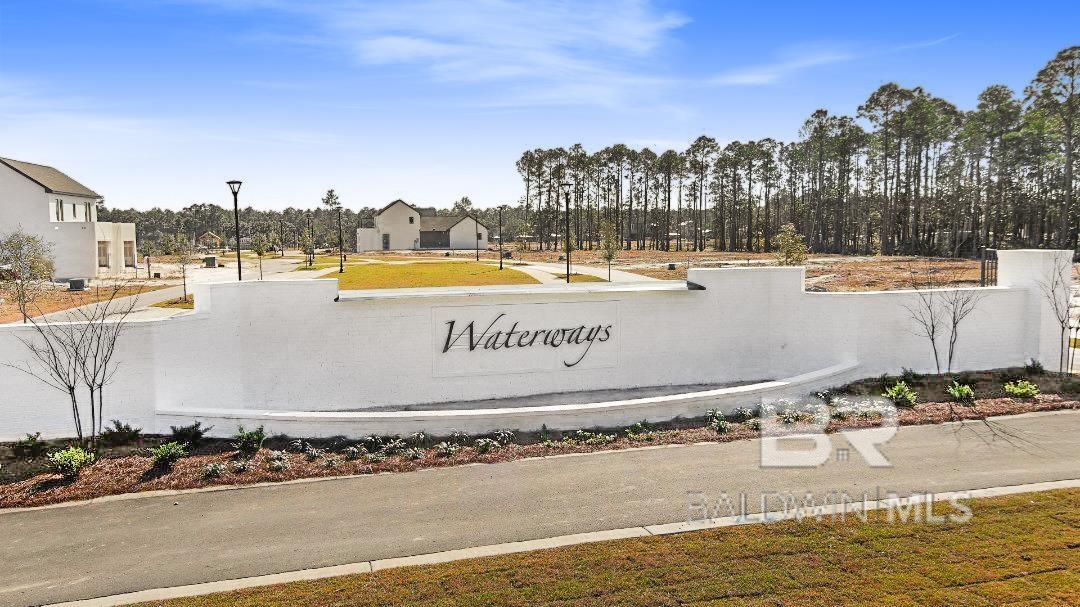 829 Inlet Circle
