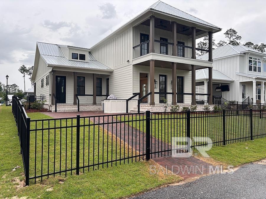 2569 Bienville Avenue