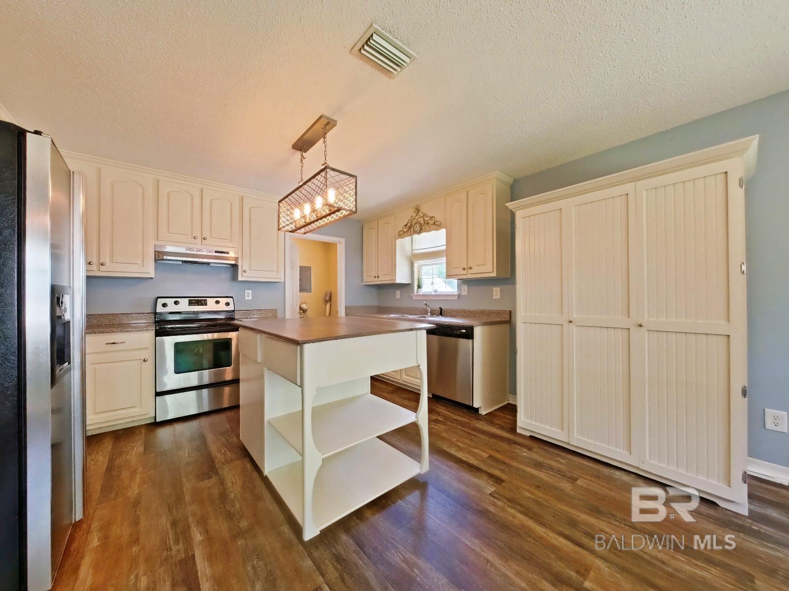 27265 Magnolia Drive