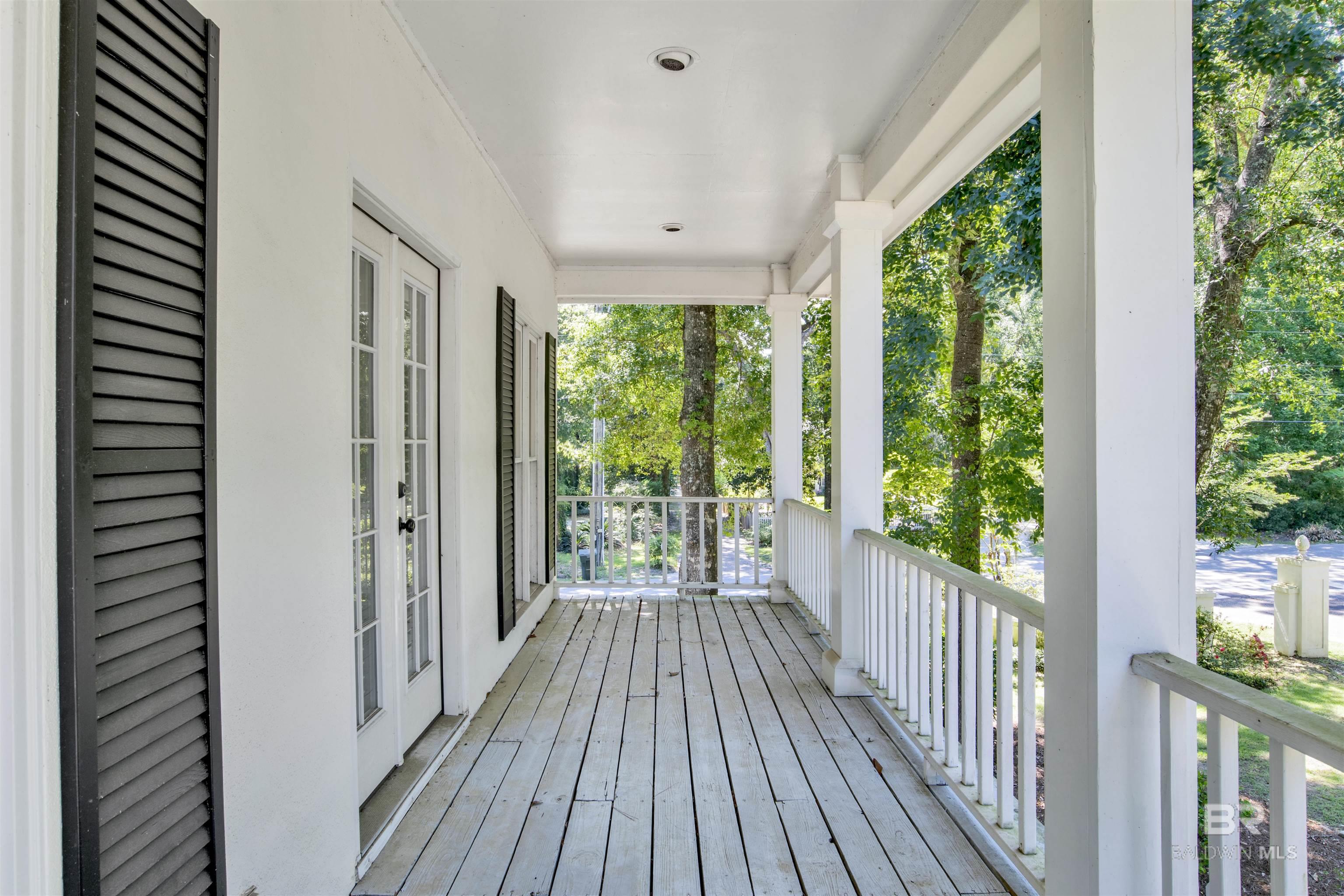 101 Durnford Hill Court