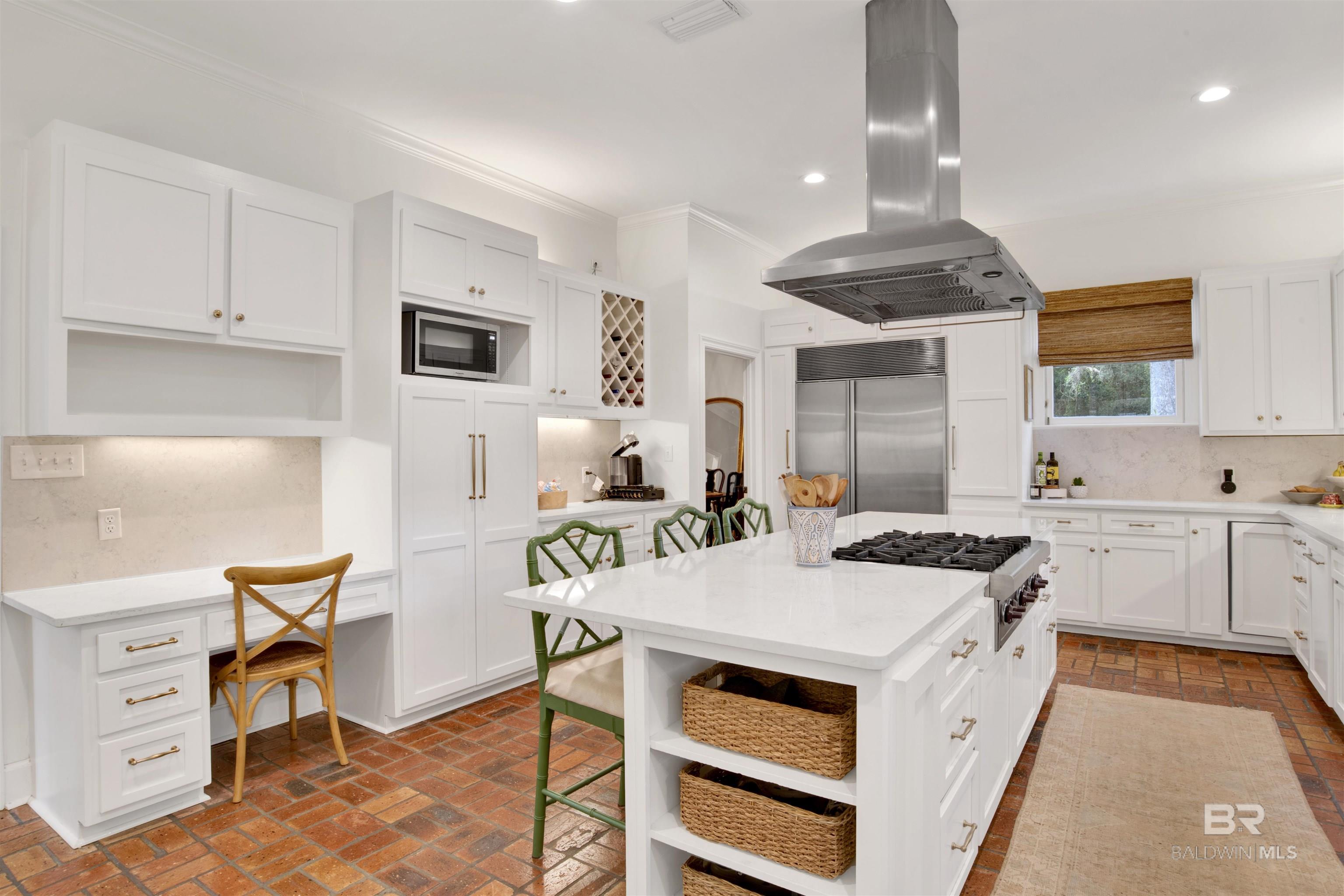 101 Durnford Hill Court