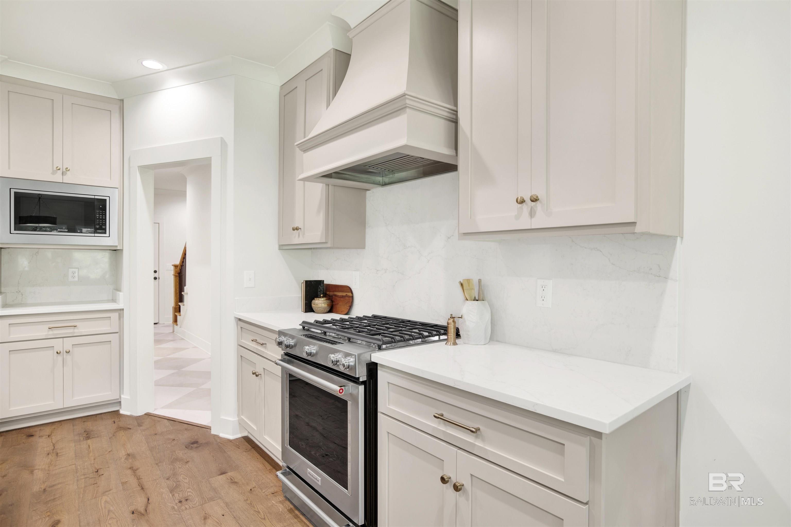 9275 Clarke Ridge Road