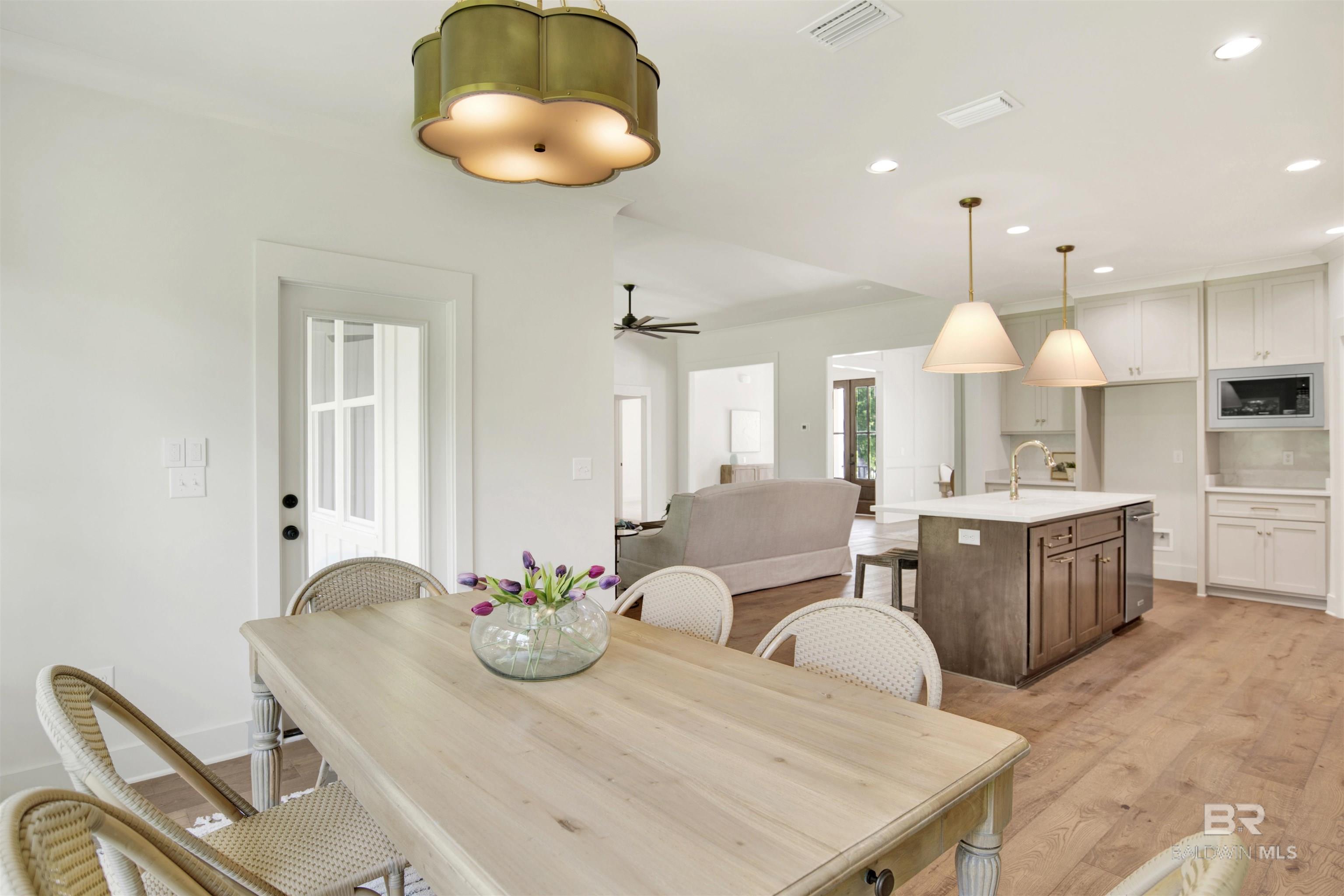 9275 Clarke Ridge Road