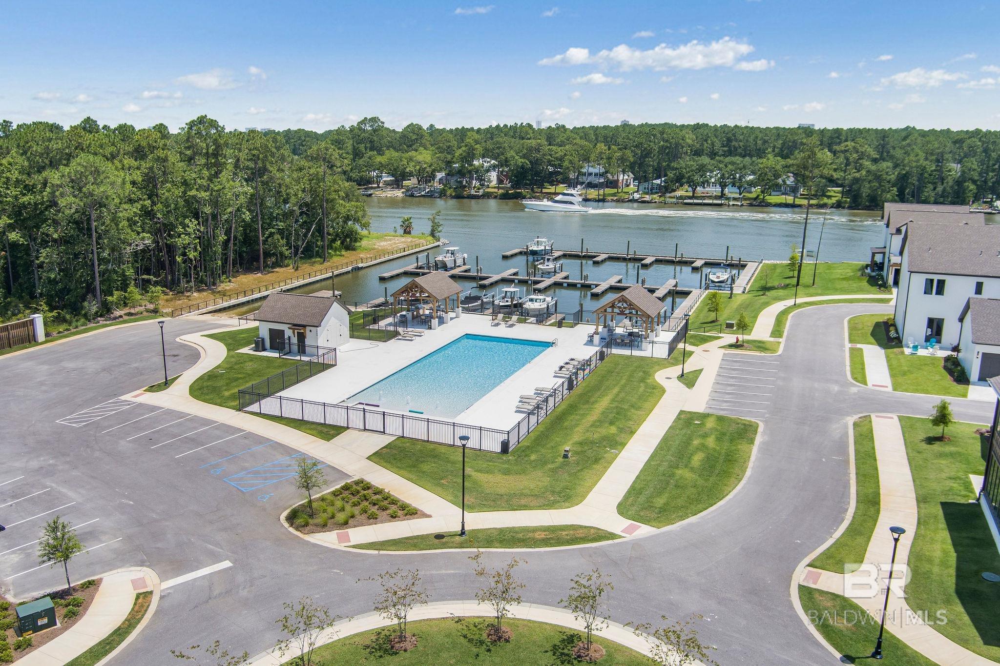 853 Inlet Circle