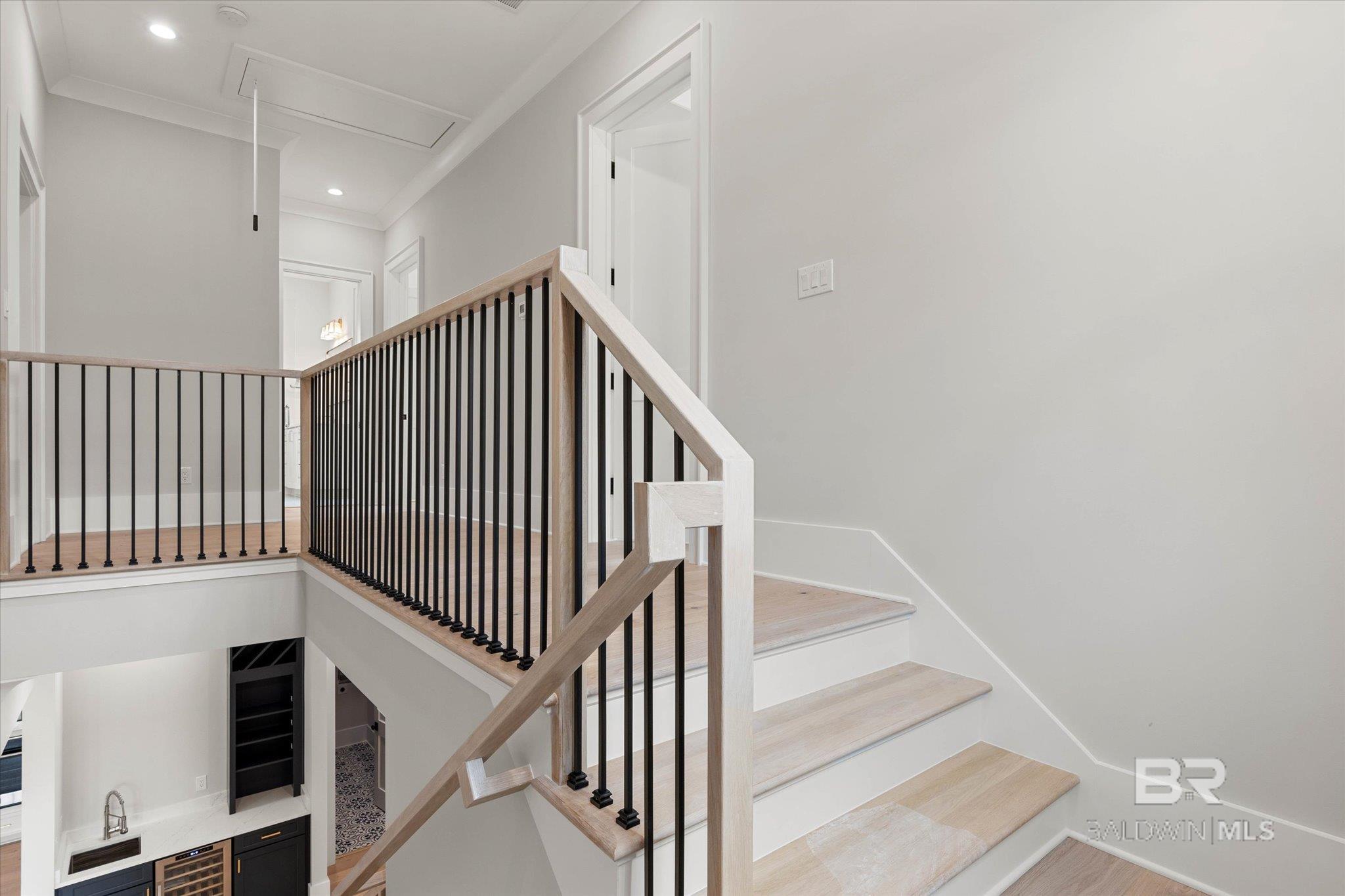 853 Inlet Circle