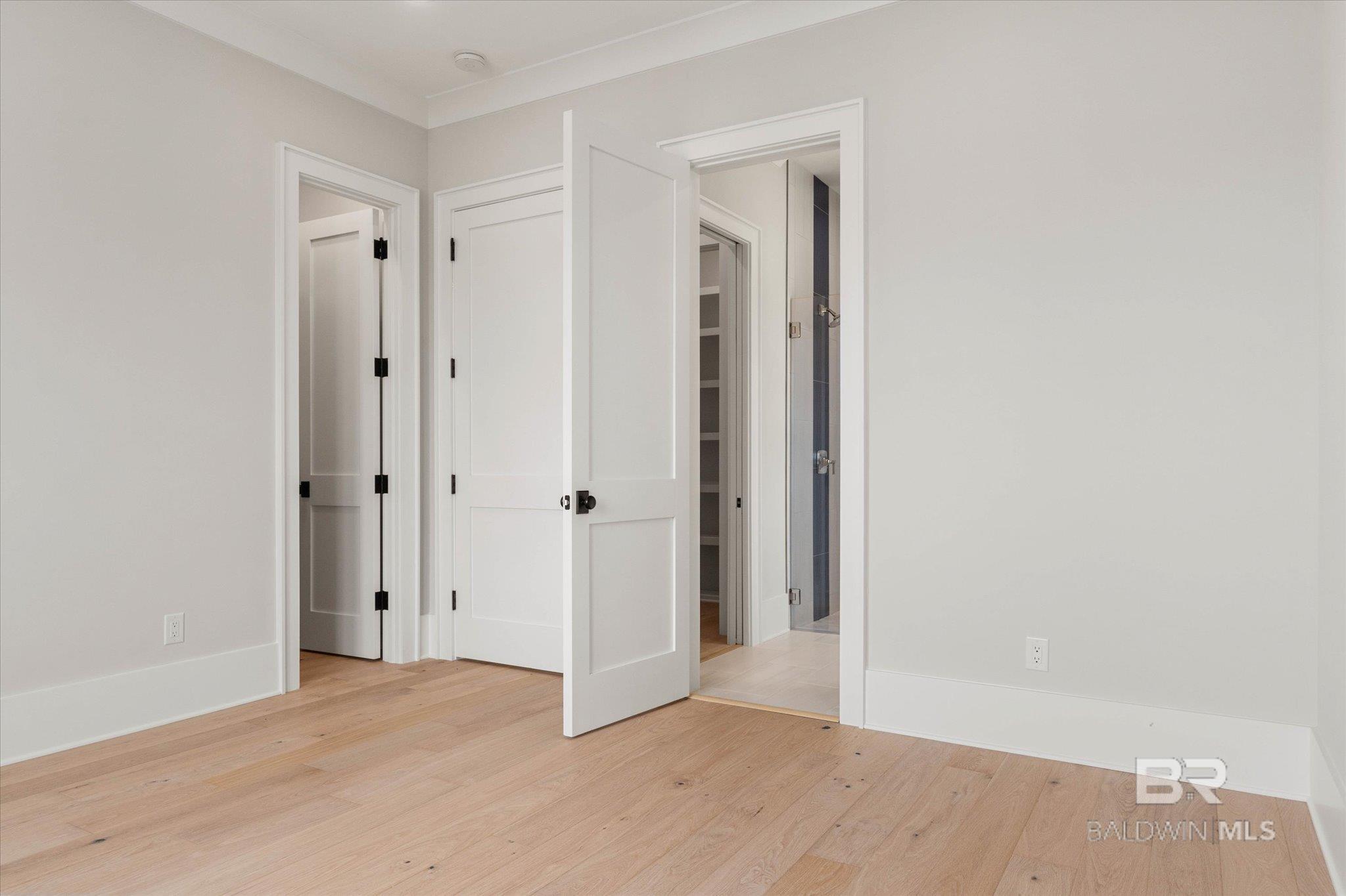 853 Inlet Circle