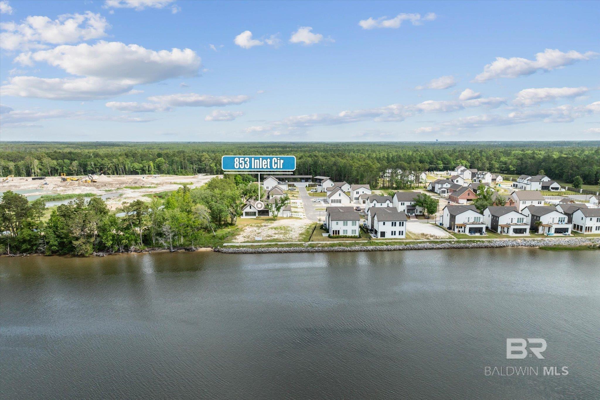 853 Inlet Circle