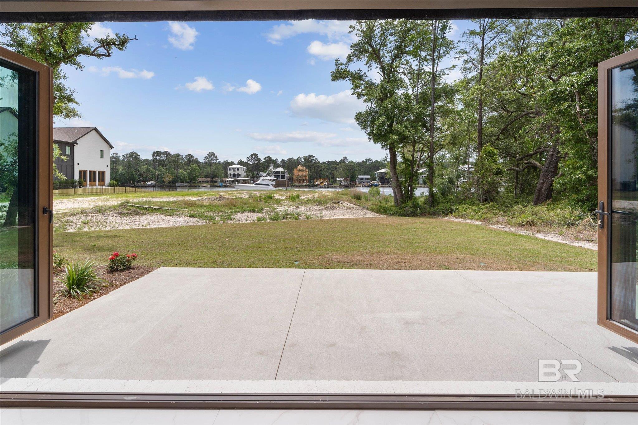 853 Inlet Circle