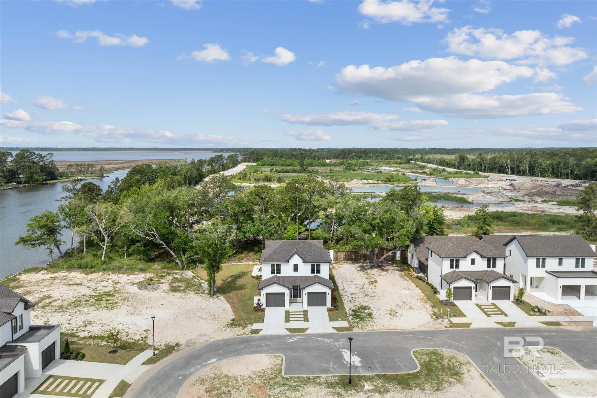 853 Inlet Circle