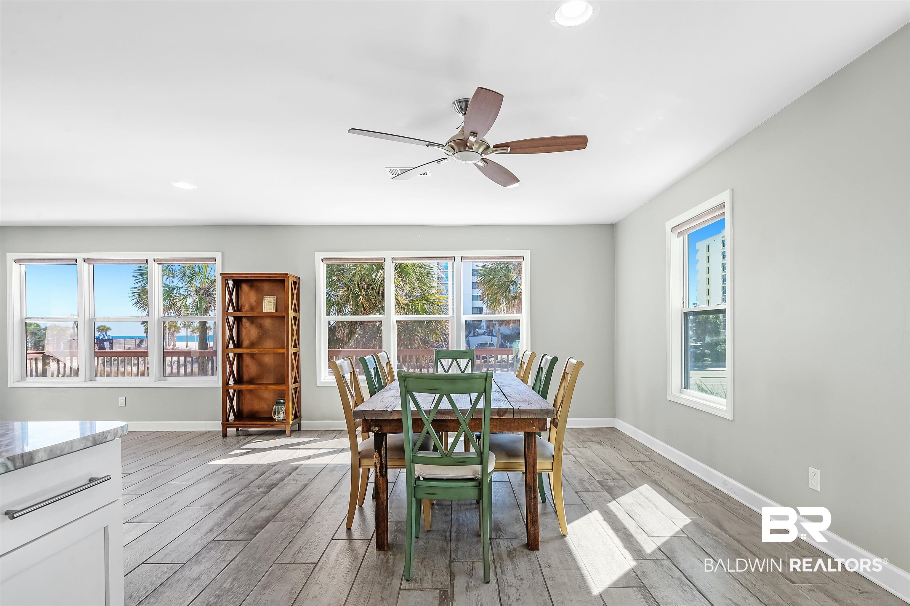 328 W Beach Boulevard