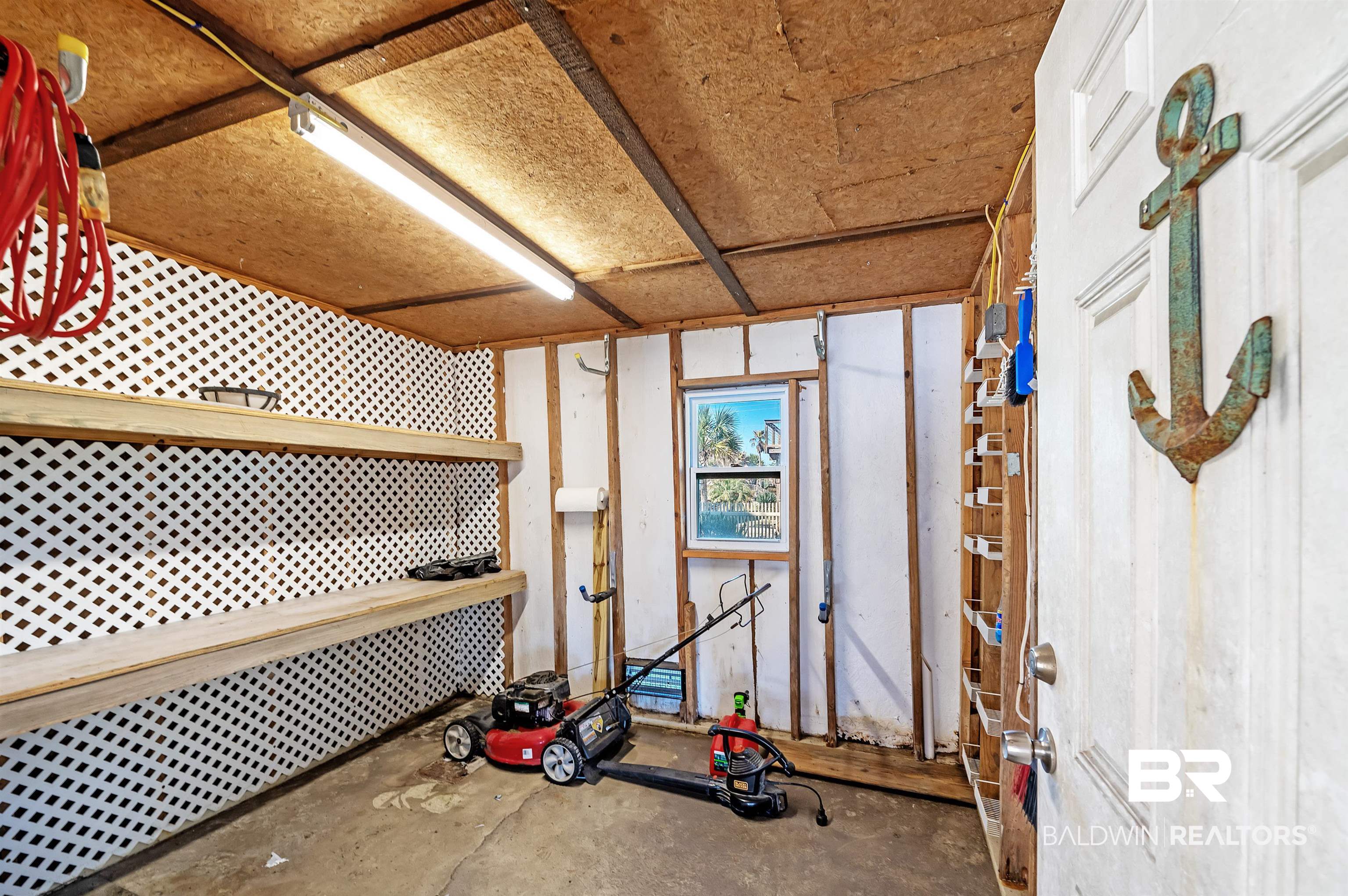 328 W Beach Boulevard