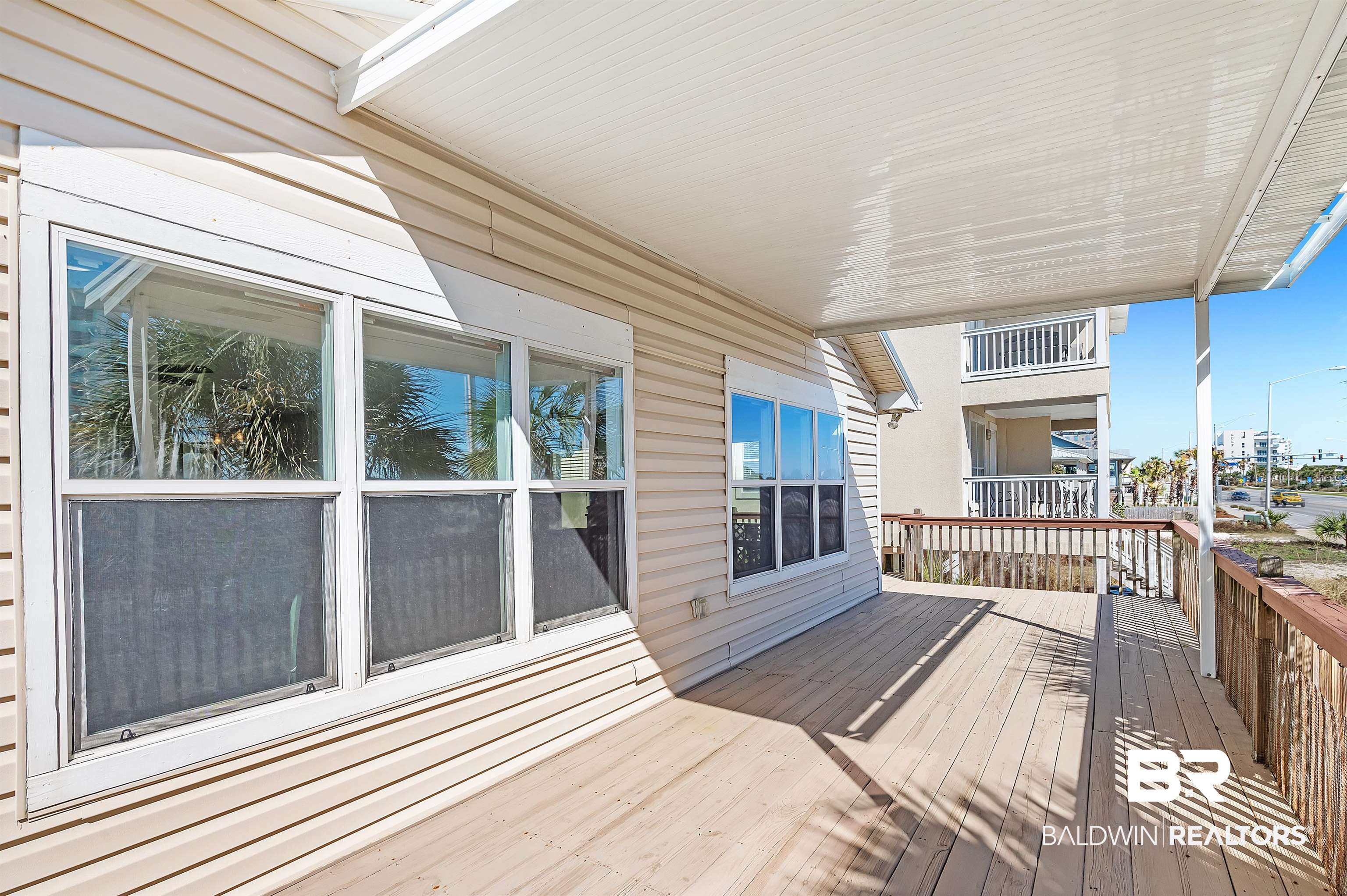 328 W Beach Boulevard