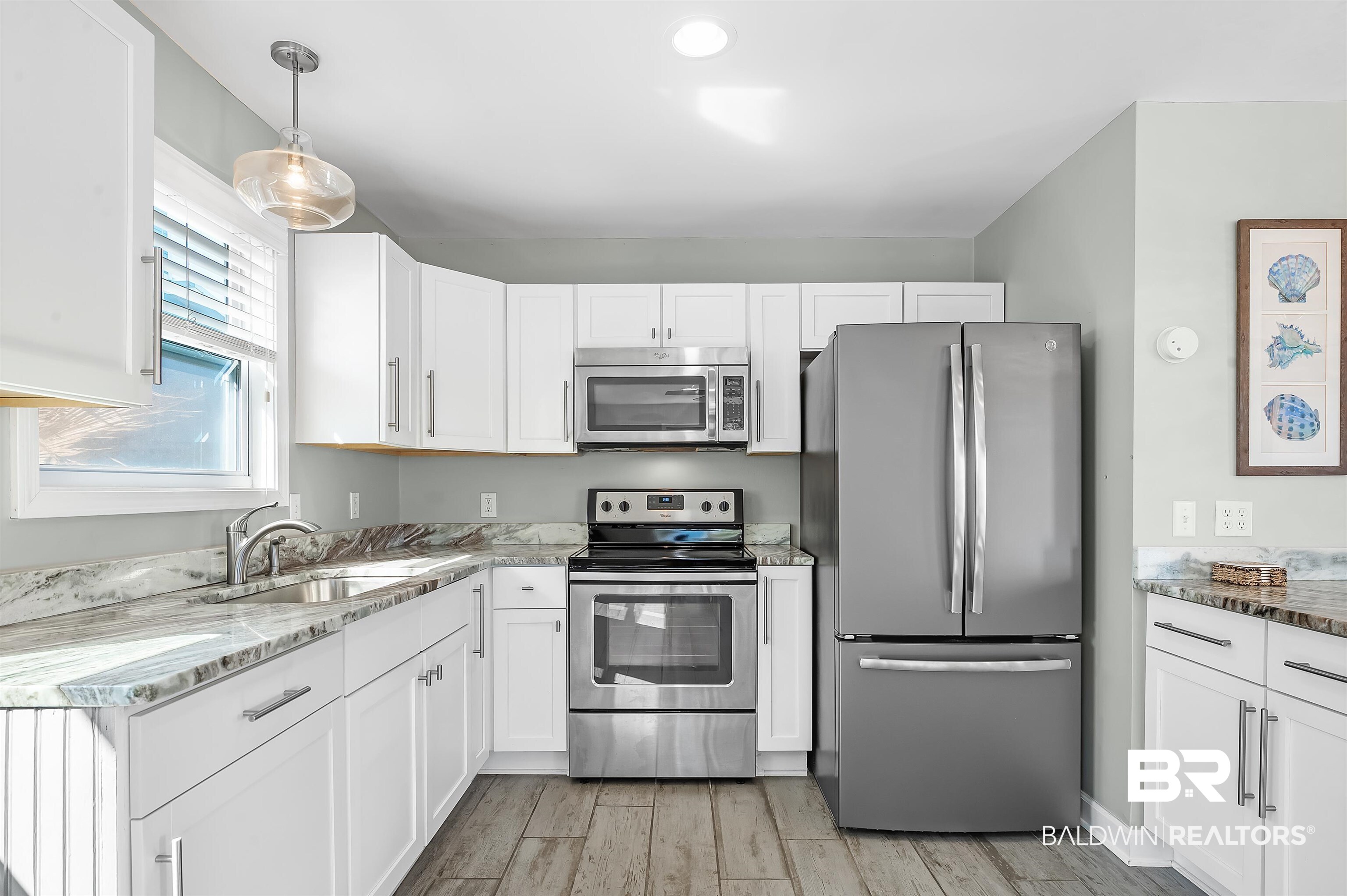 328 W Beach Boulevard