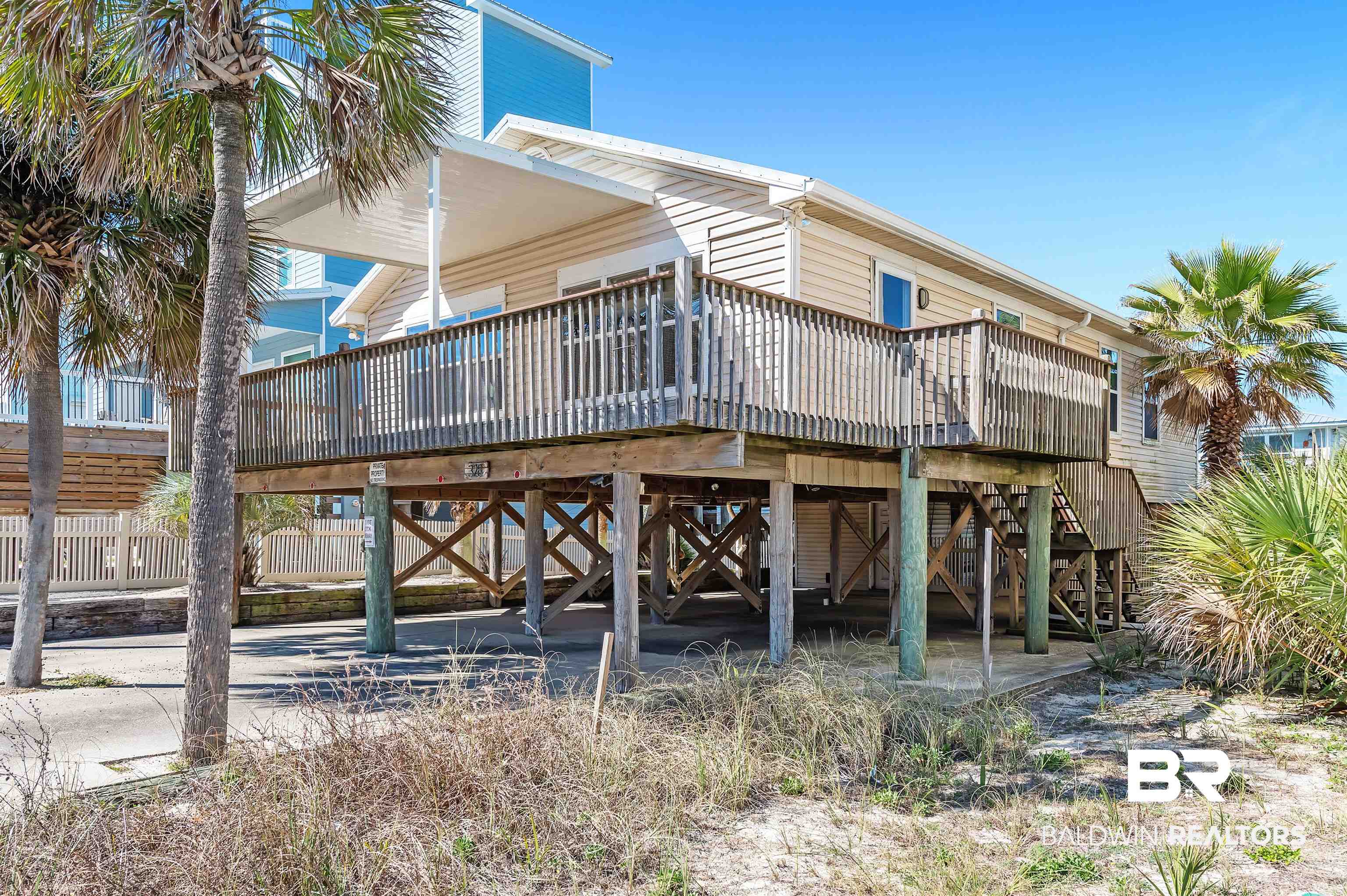 328 W Beach Boulevard