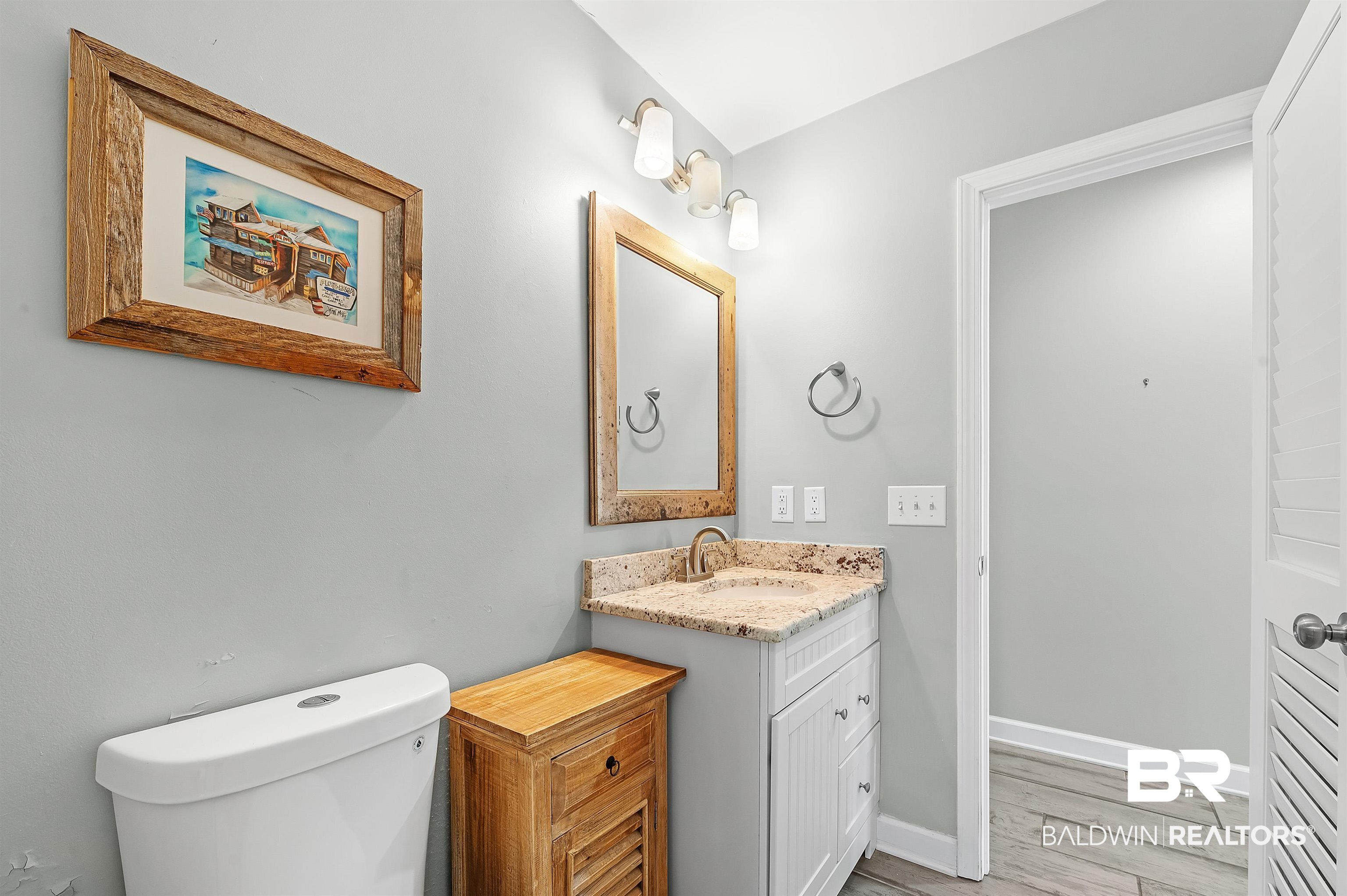 328 W Beach Boulevard