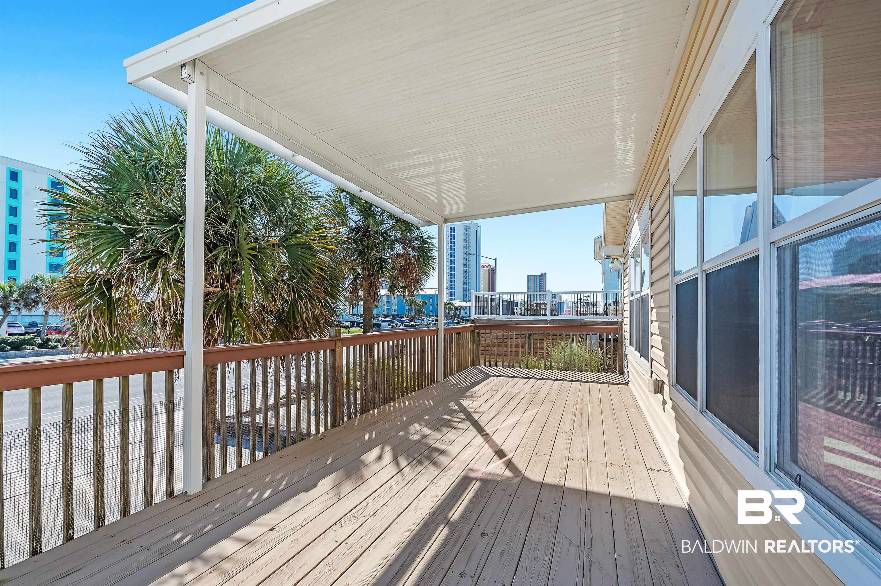 328 W Beach Boulevard