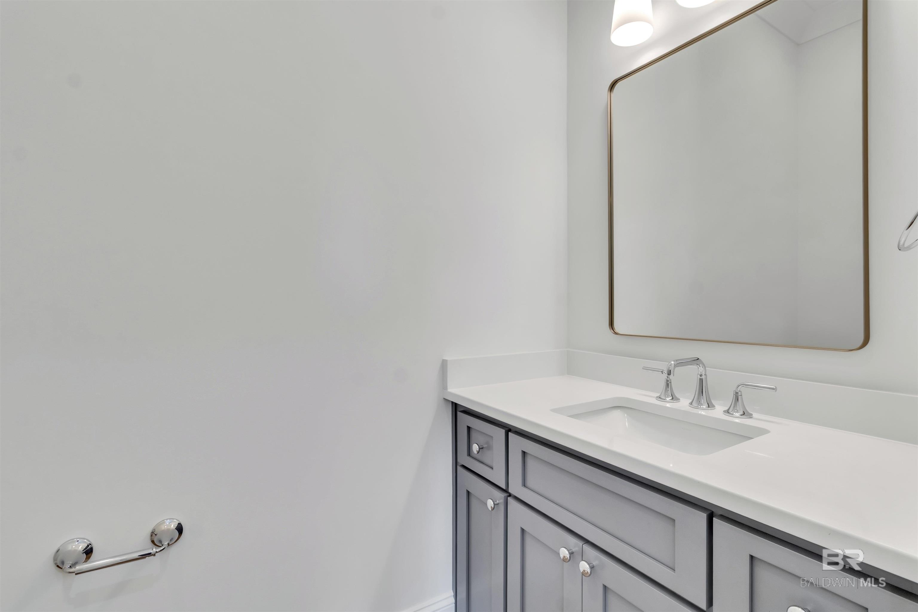 841 Inlet Circle