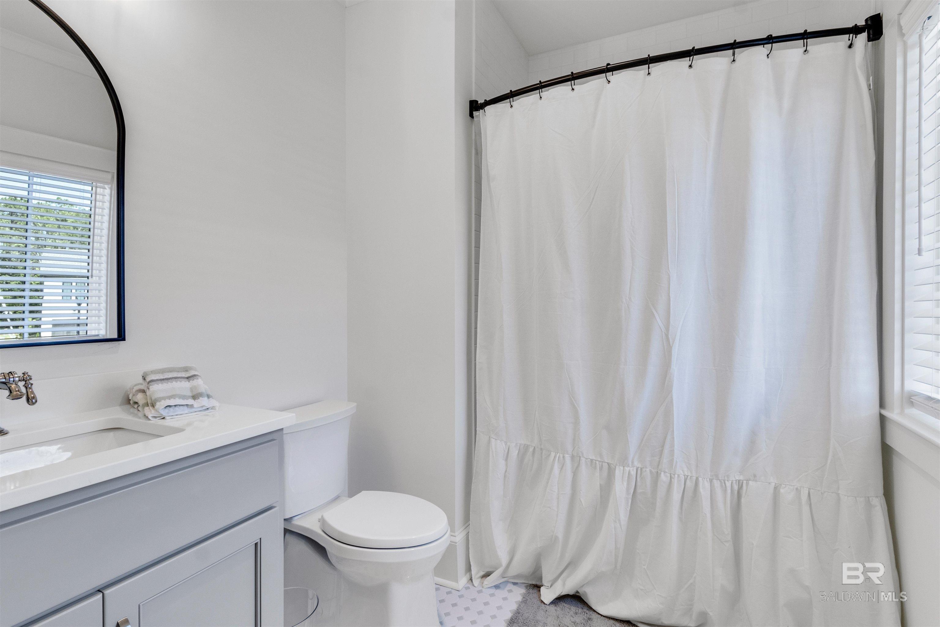 2820 Straits Boulevard