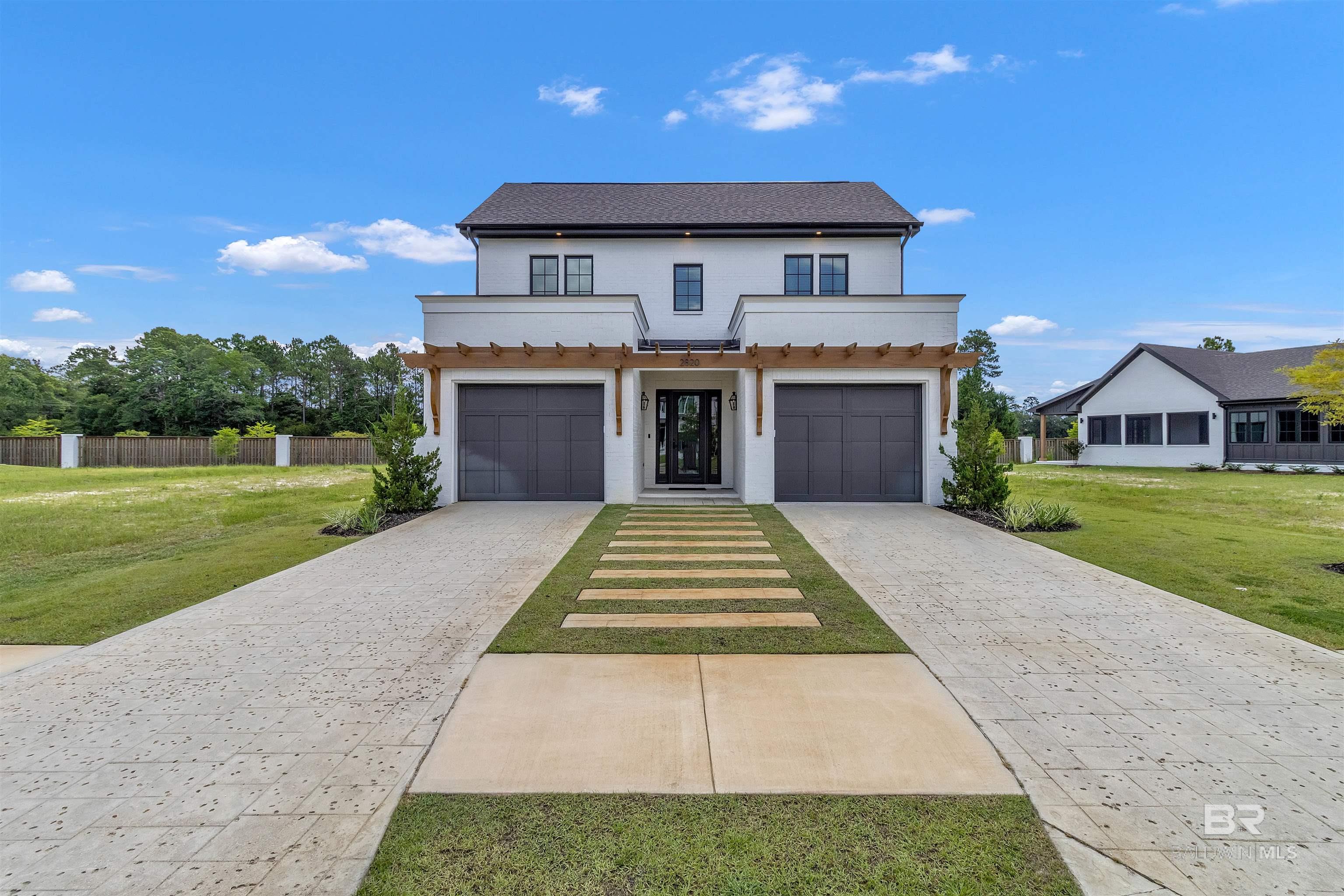 2820 Straits Boulevard