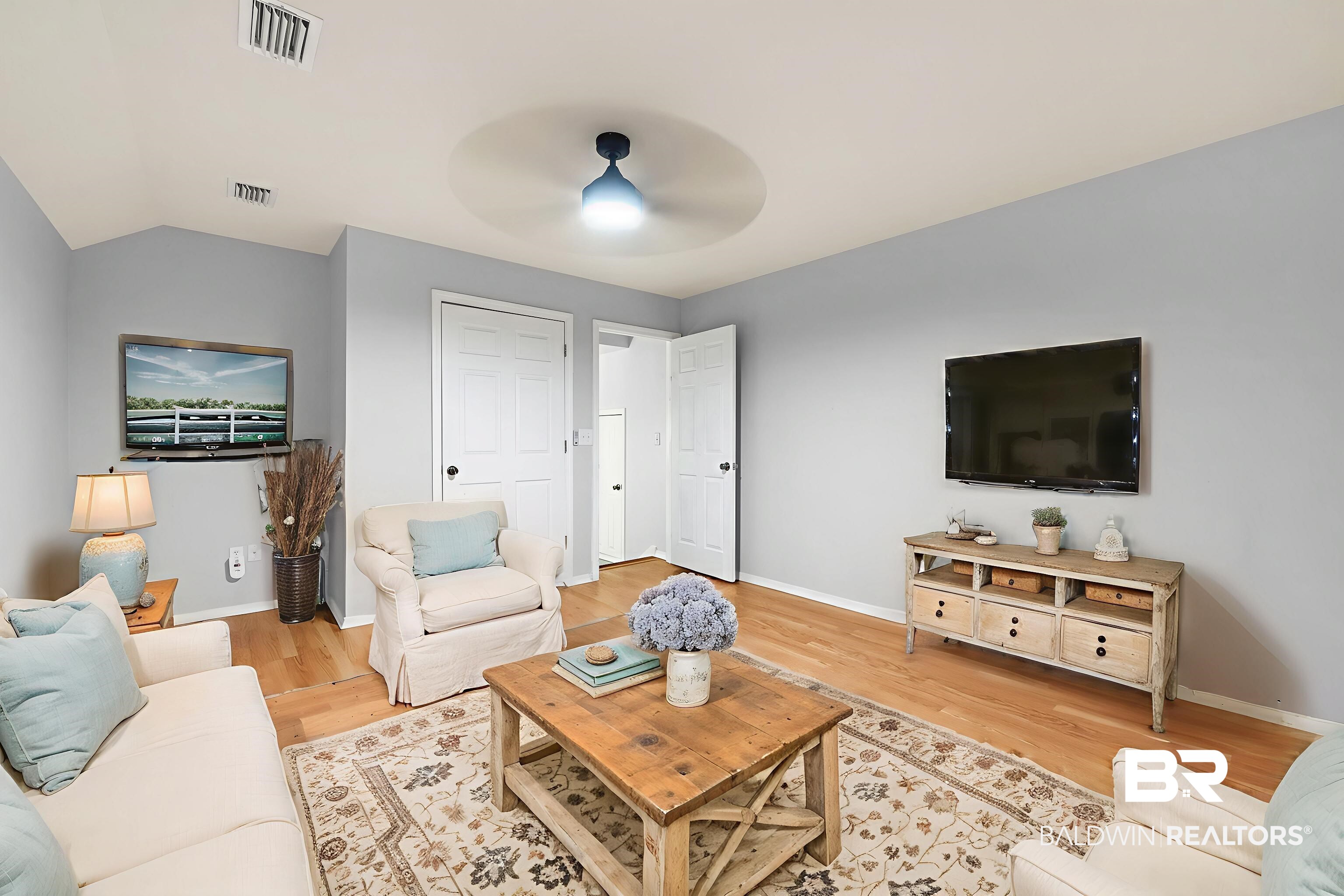 25473 Lakeland Drive