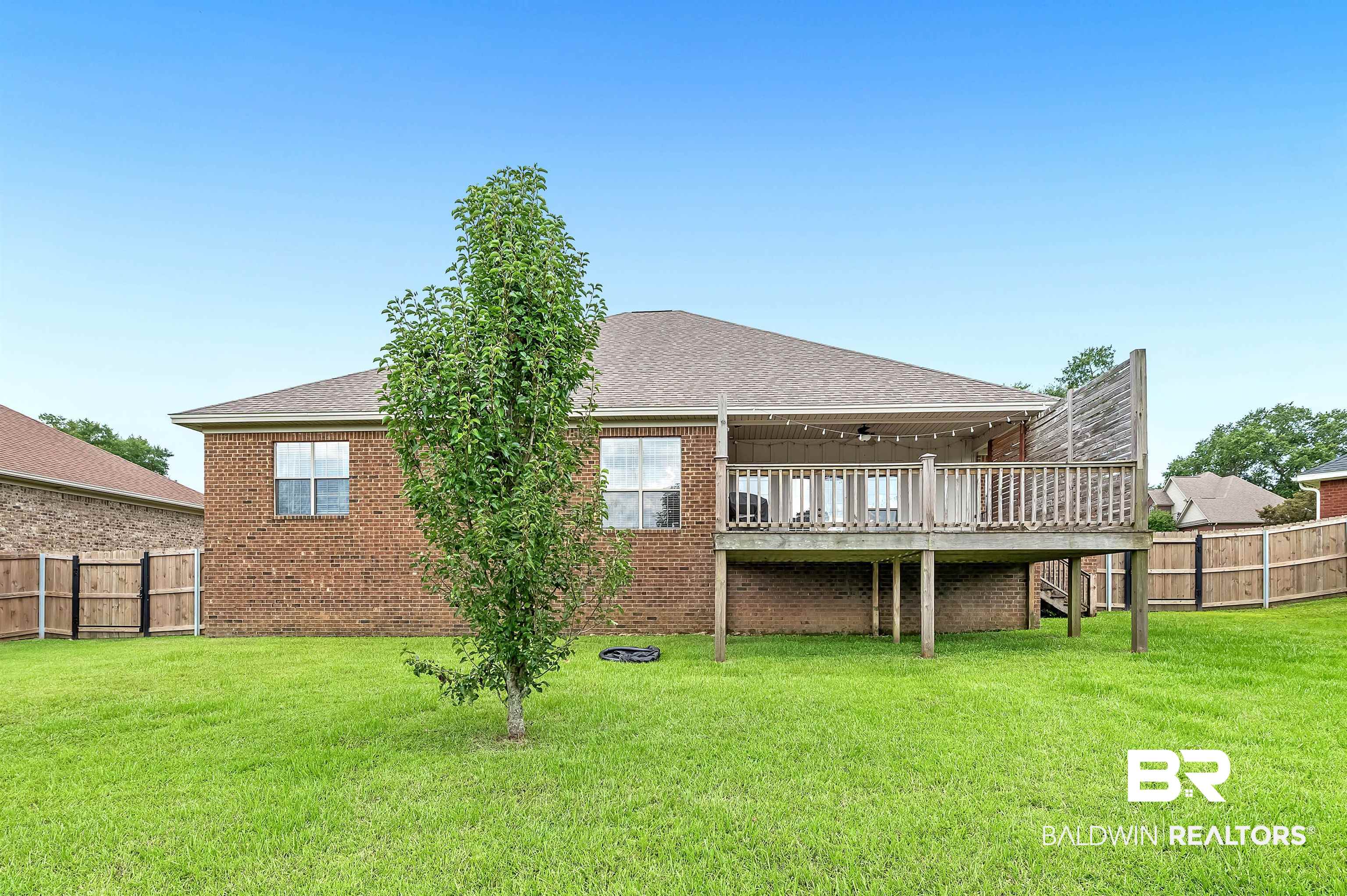 25473 Lakeland Drive