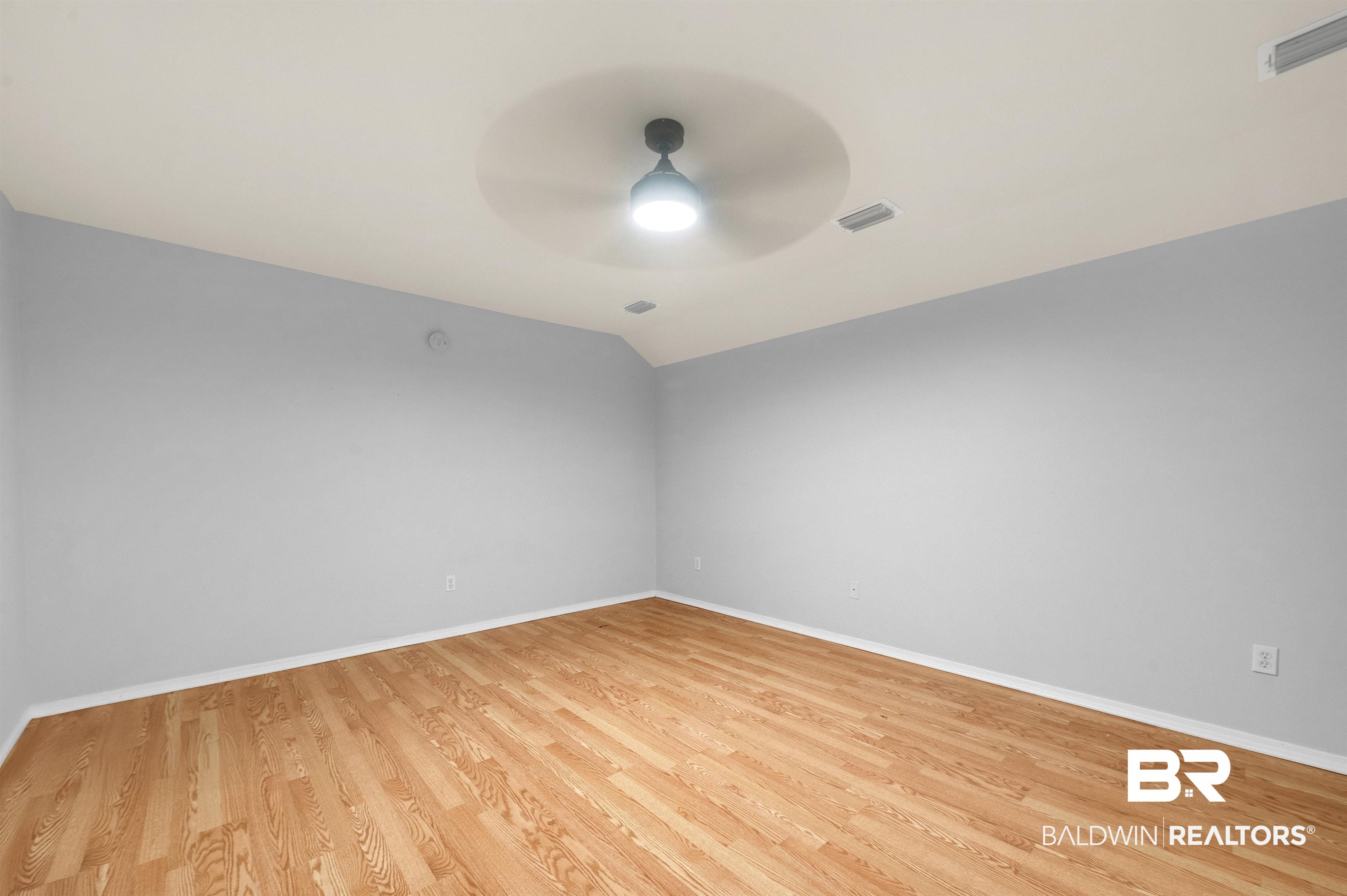 25473 Lakeland Drive
