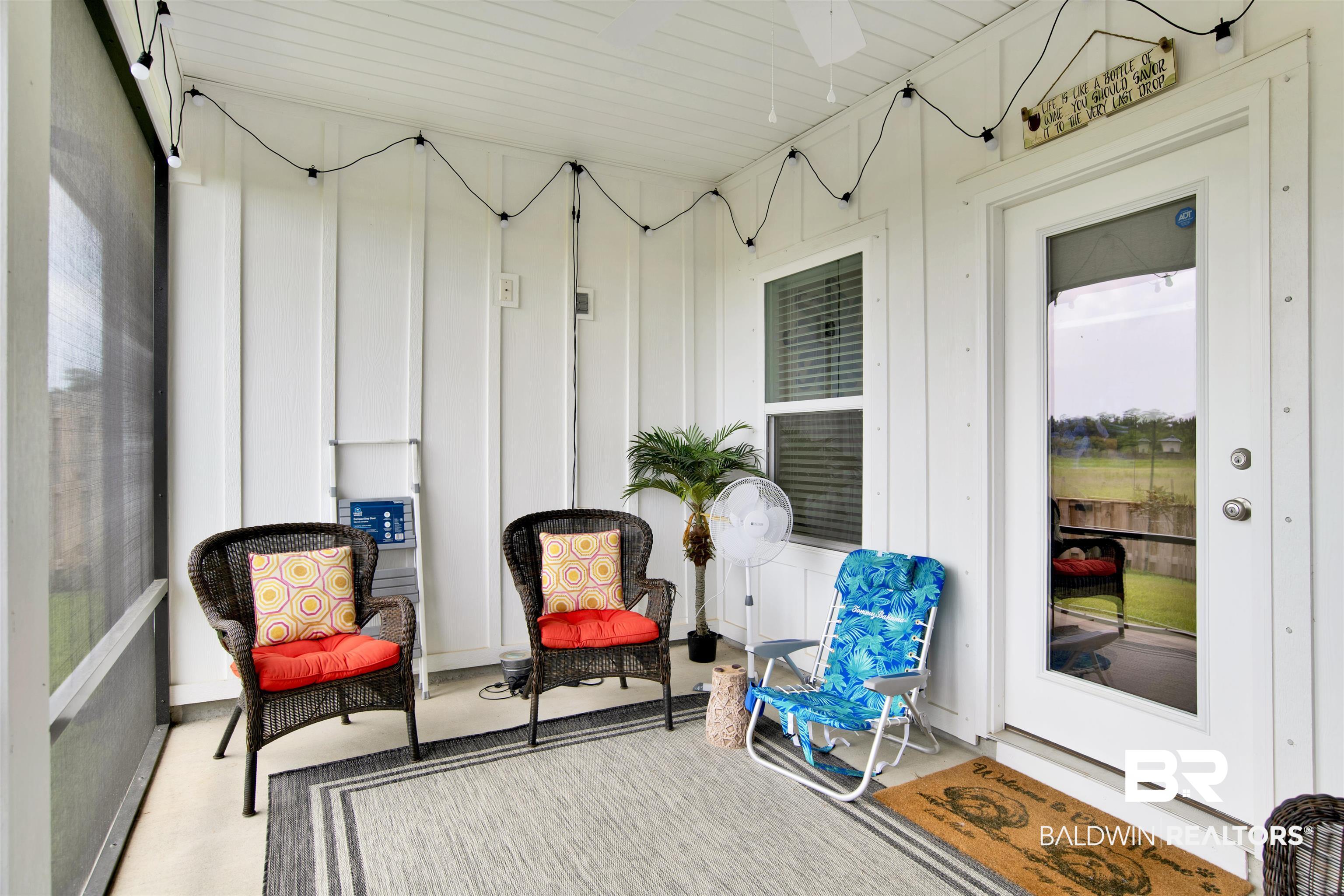 9894 Weller Cove