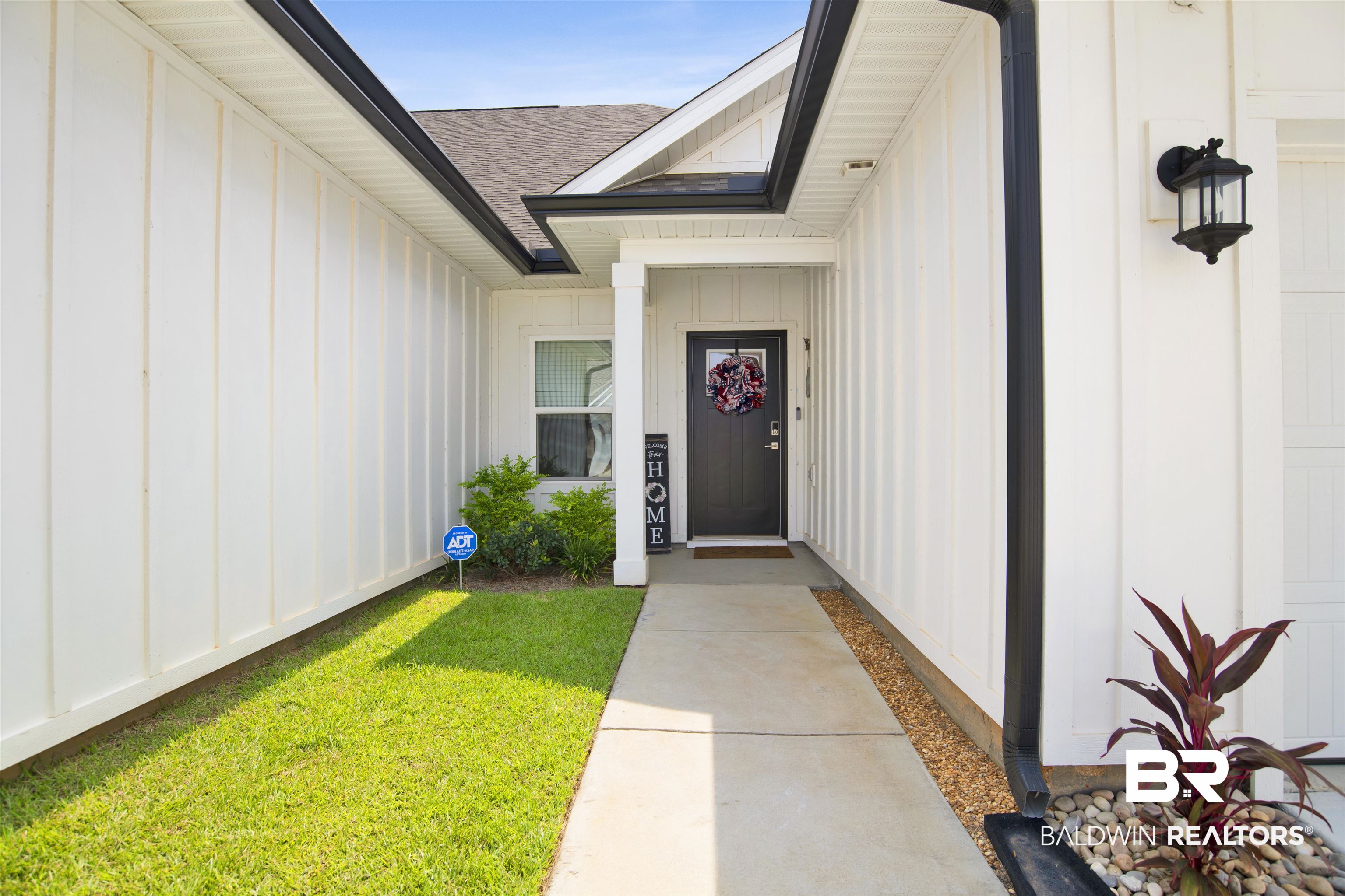 9894 Weller Cove
