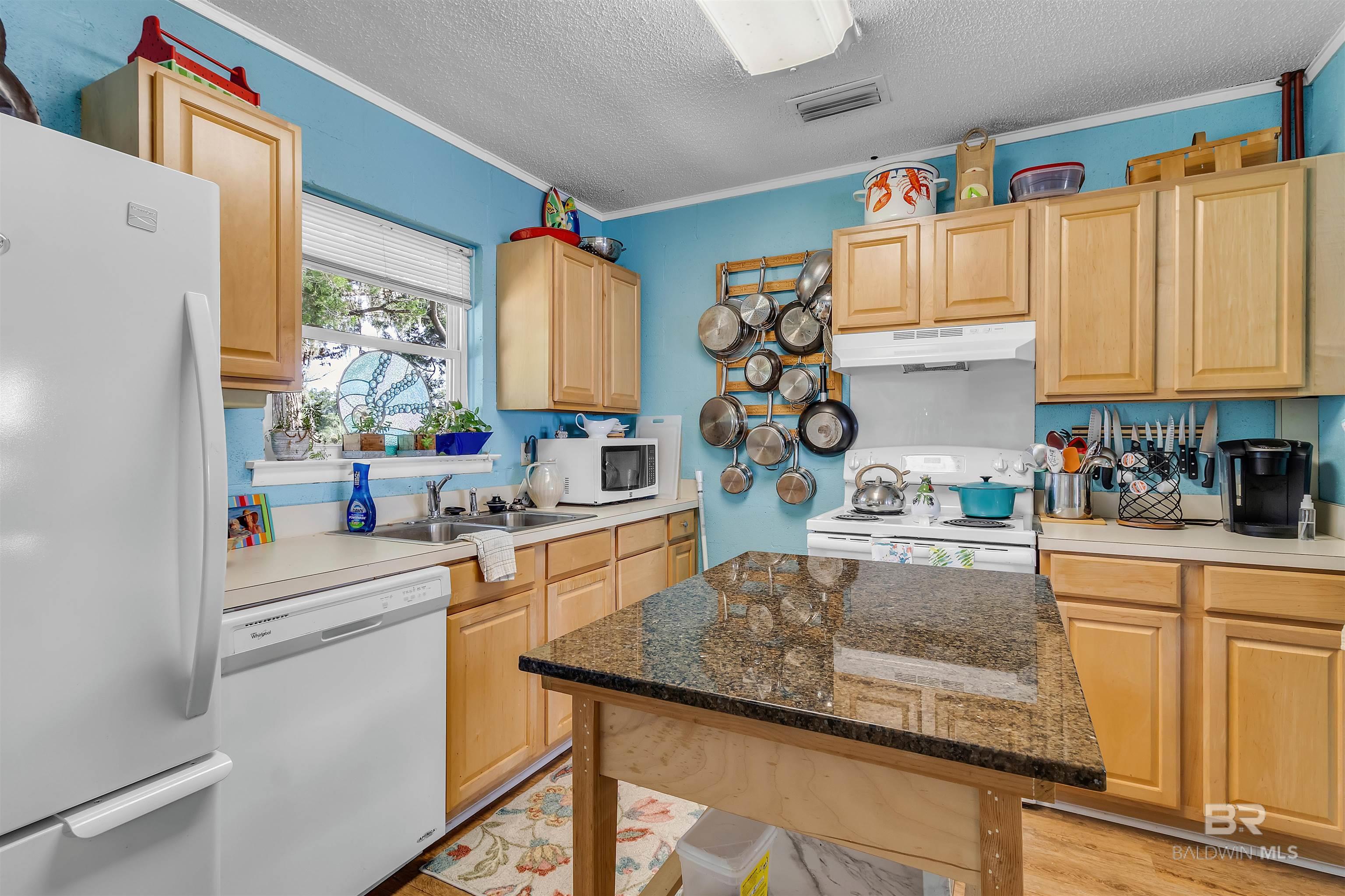 10289 Pleasure Point Road