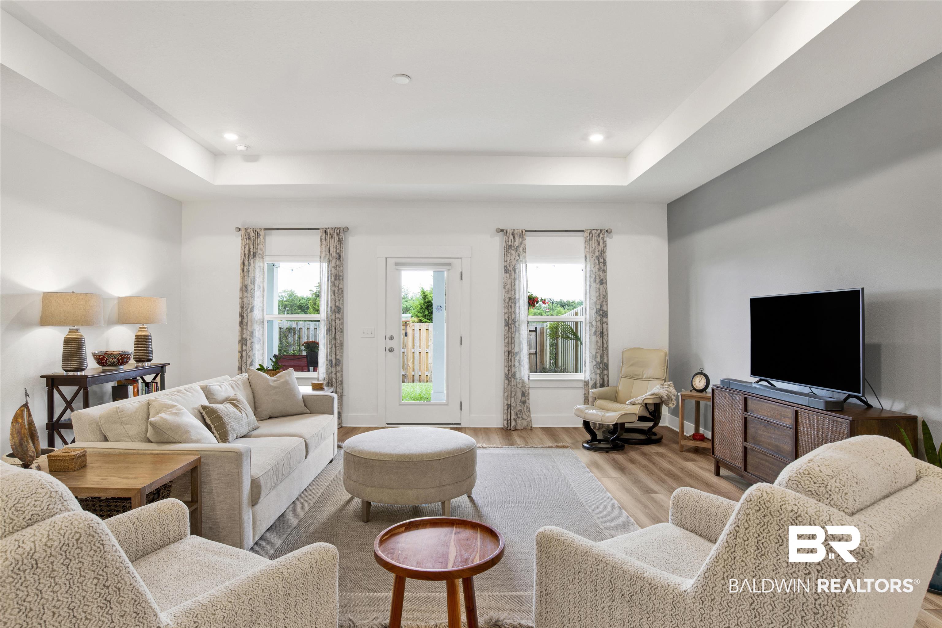 9854 Weller Cove