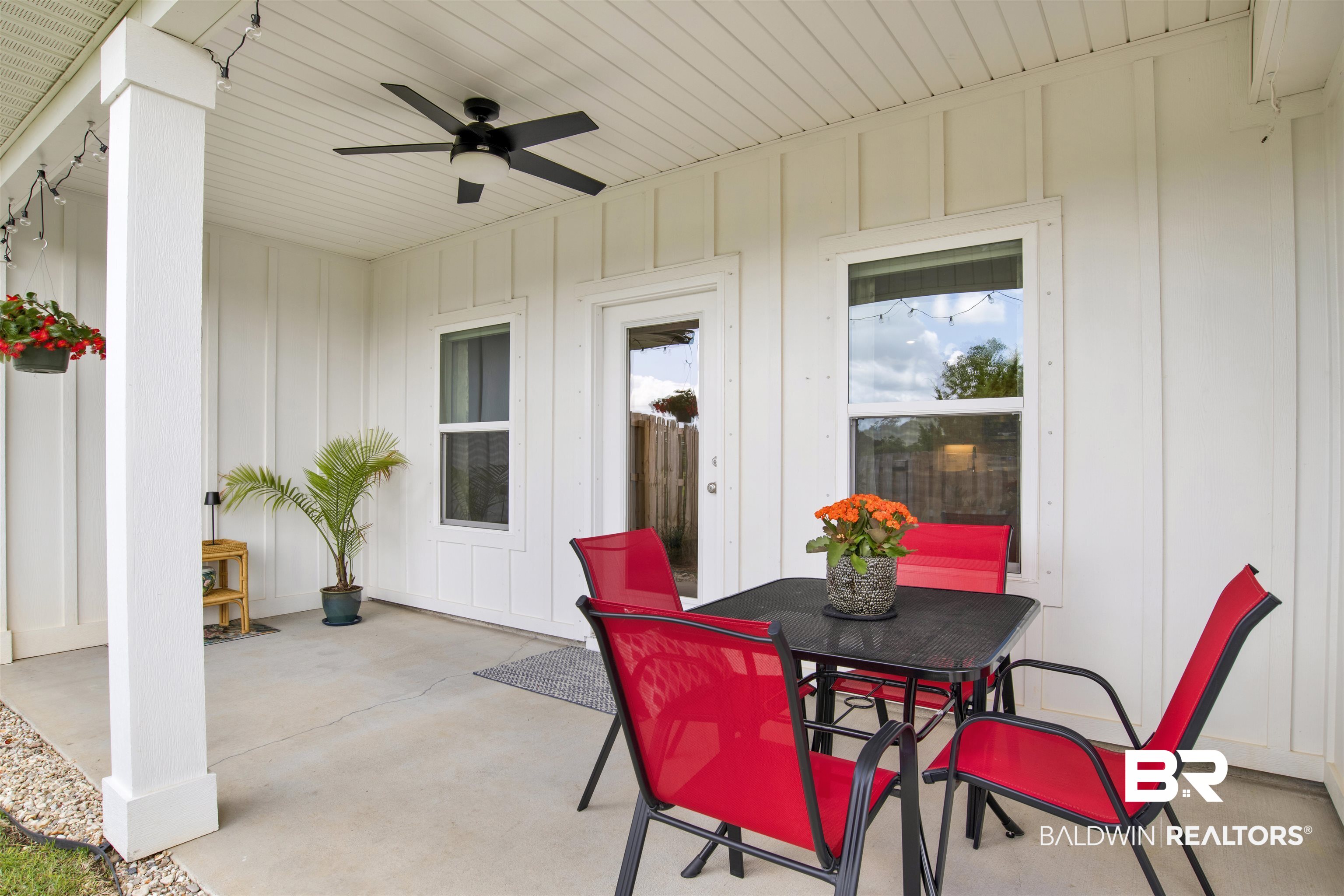 9854 Weller Cove