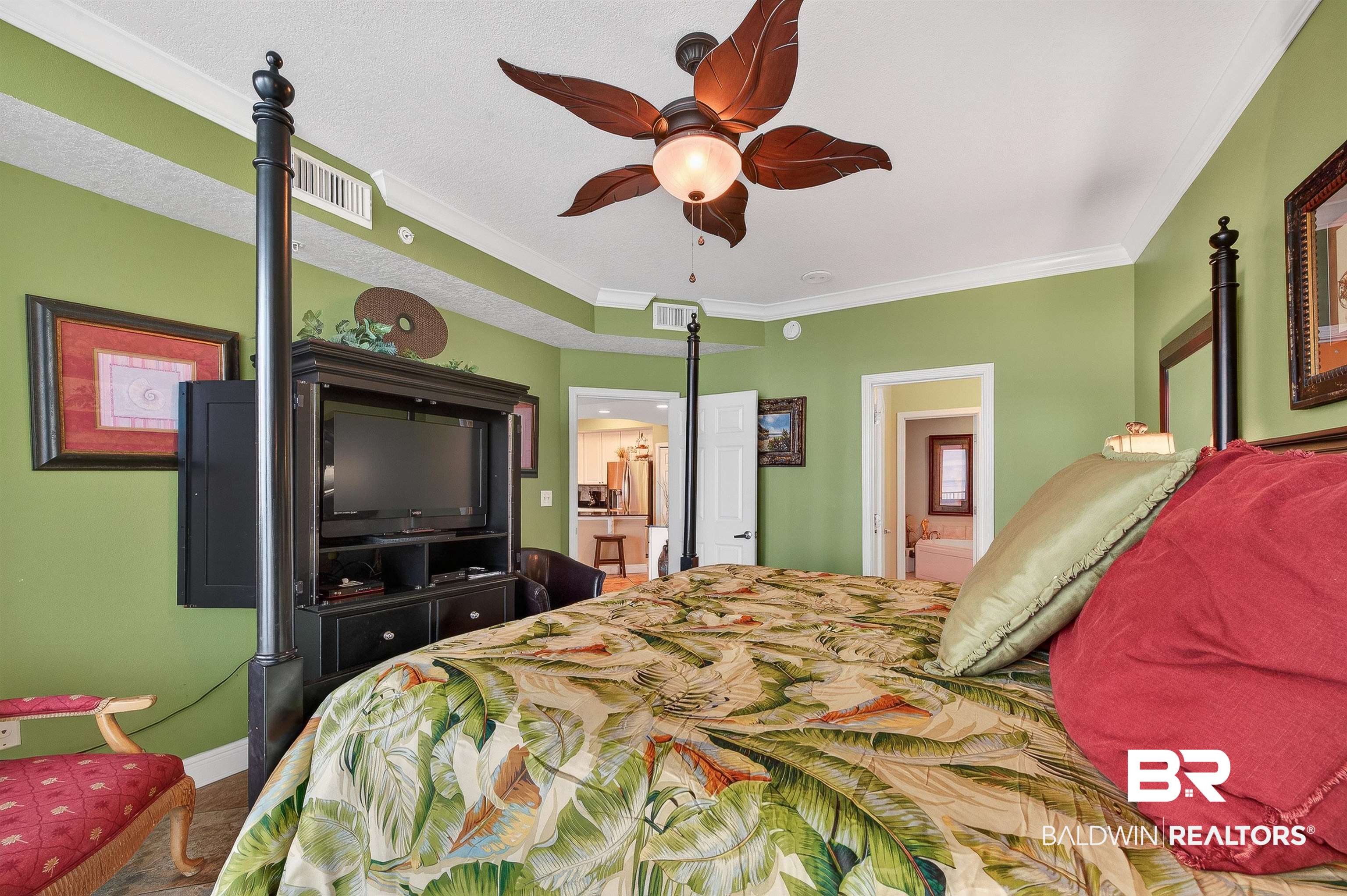 365 E Beach Boulevard # 606